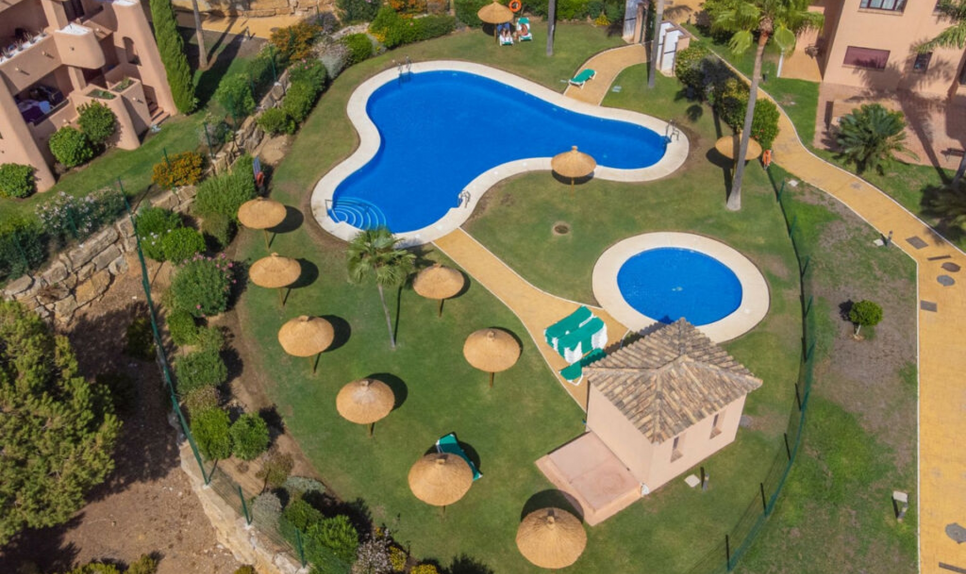 Resale - Apartment -
La Mairena