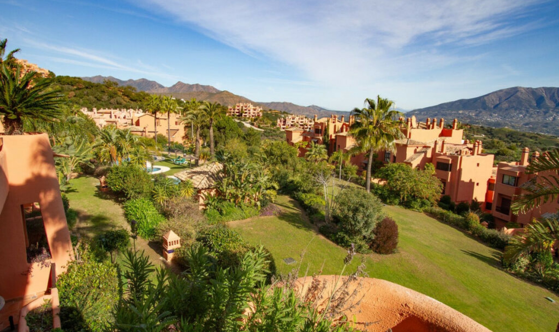 Resale - Apartment -
La Mairena