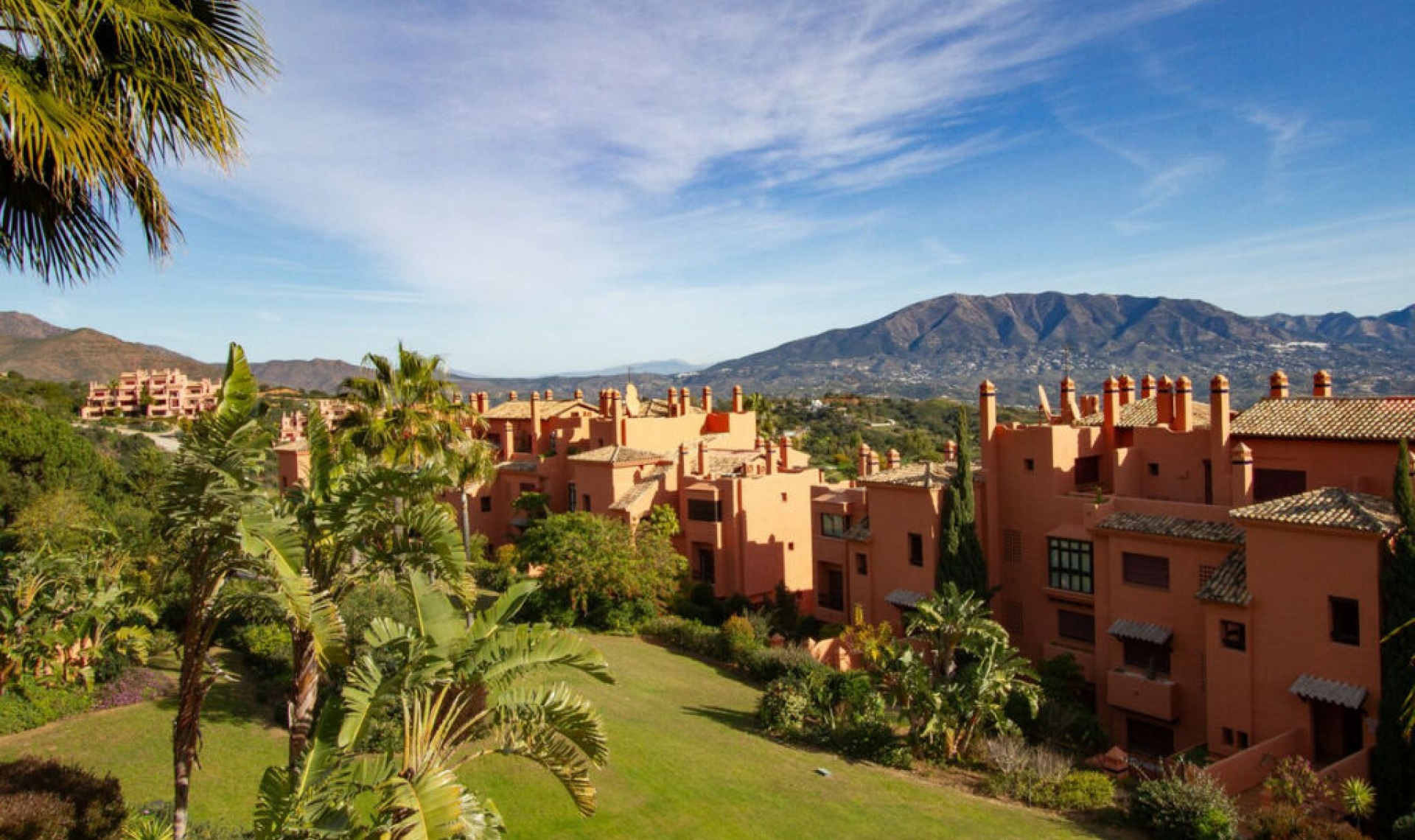 Resale - Apartment -
La Mairena