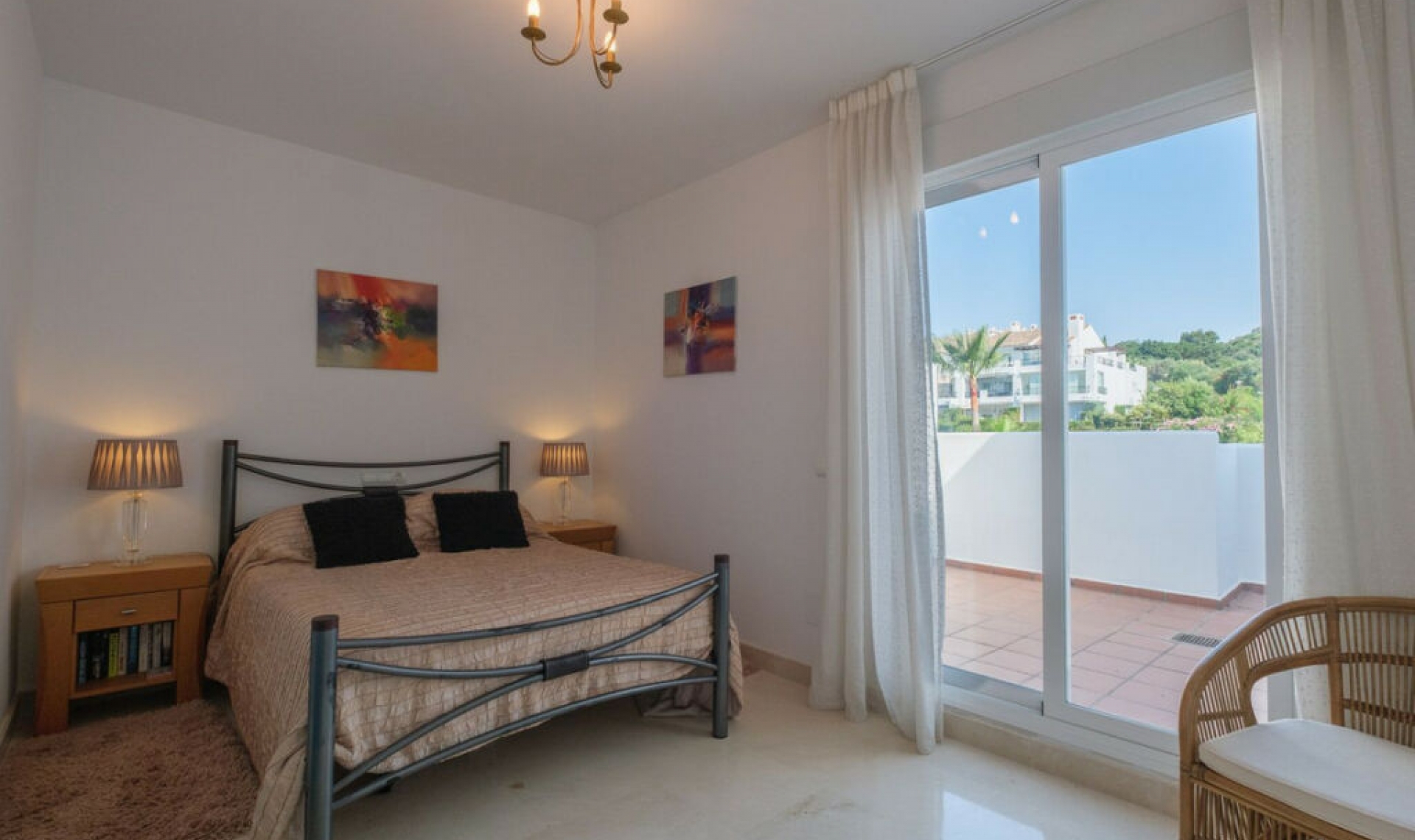 Resale - Apartment -
La Mairena