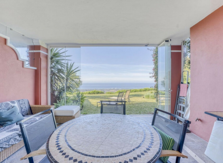 Resale - Apartment -
La Mairena