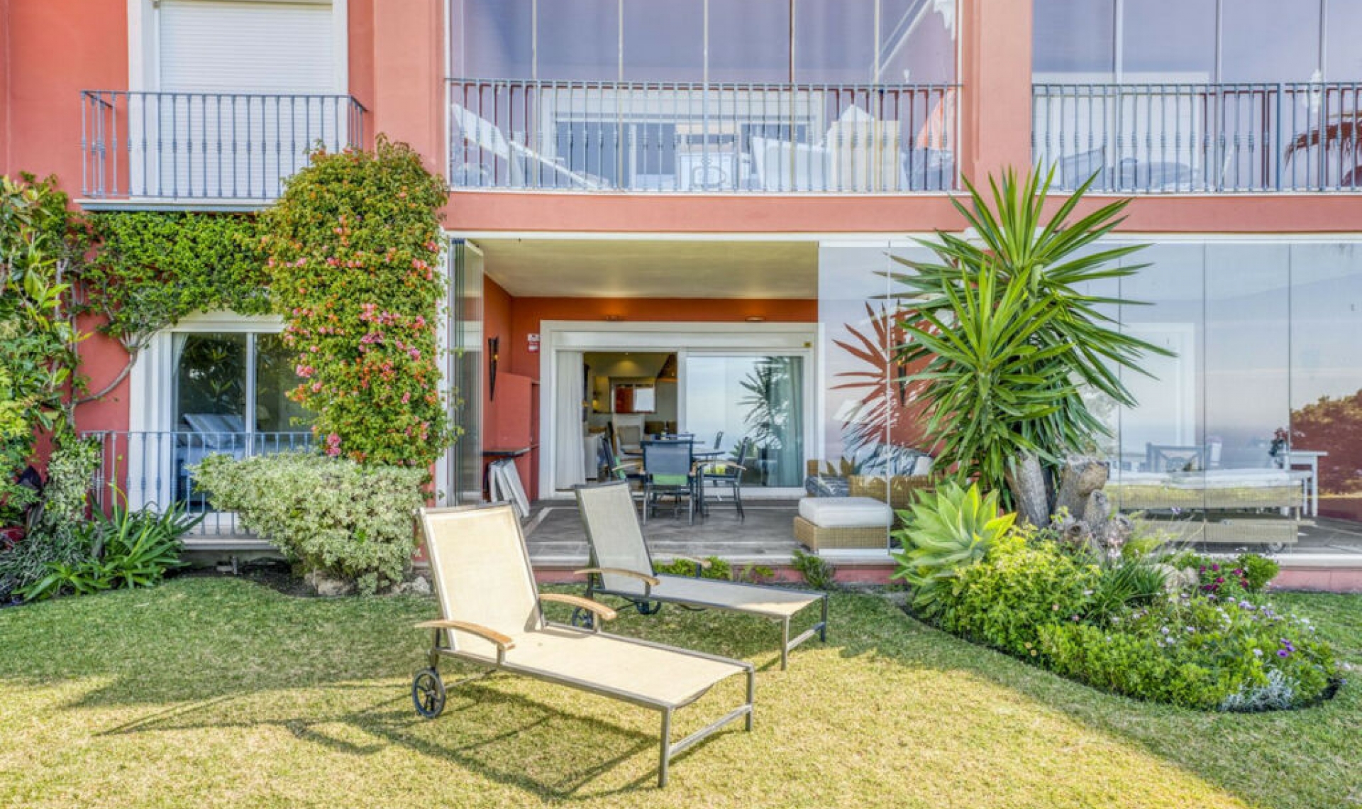 Resale - Apartment -
La Mairena