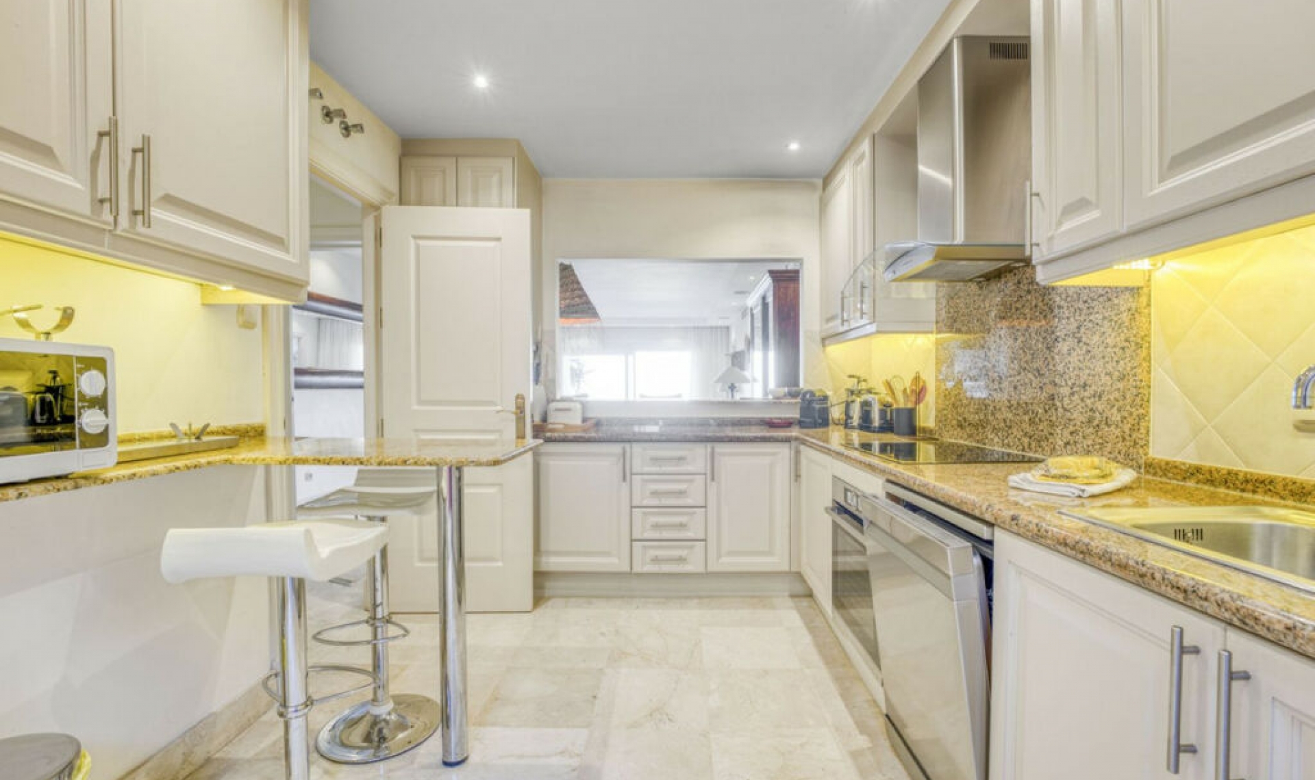 Resale - Apartment -
La Mairena