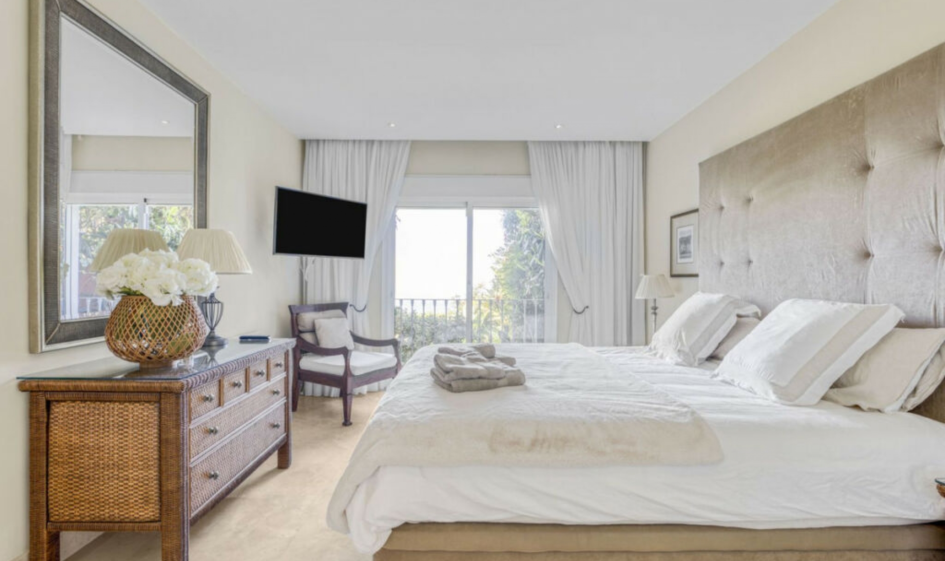 Resale - Apartment -
La Mairena