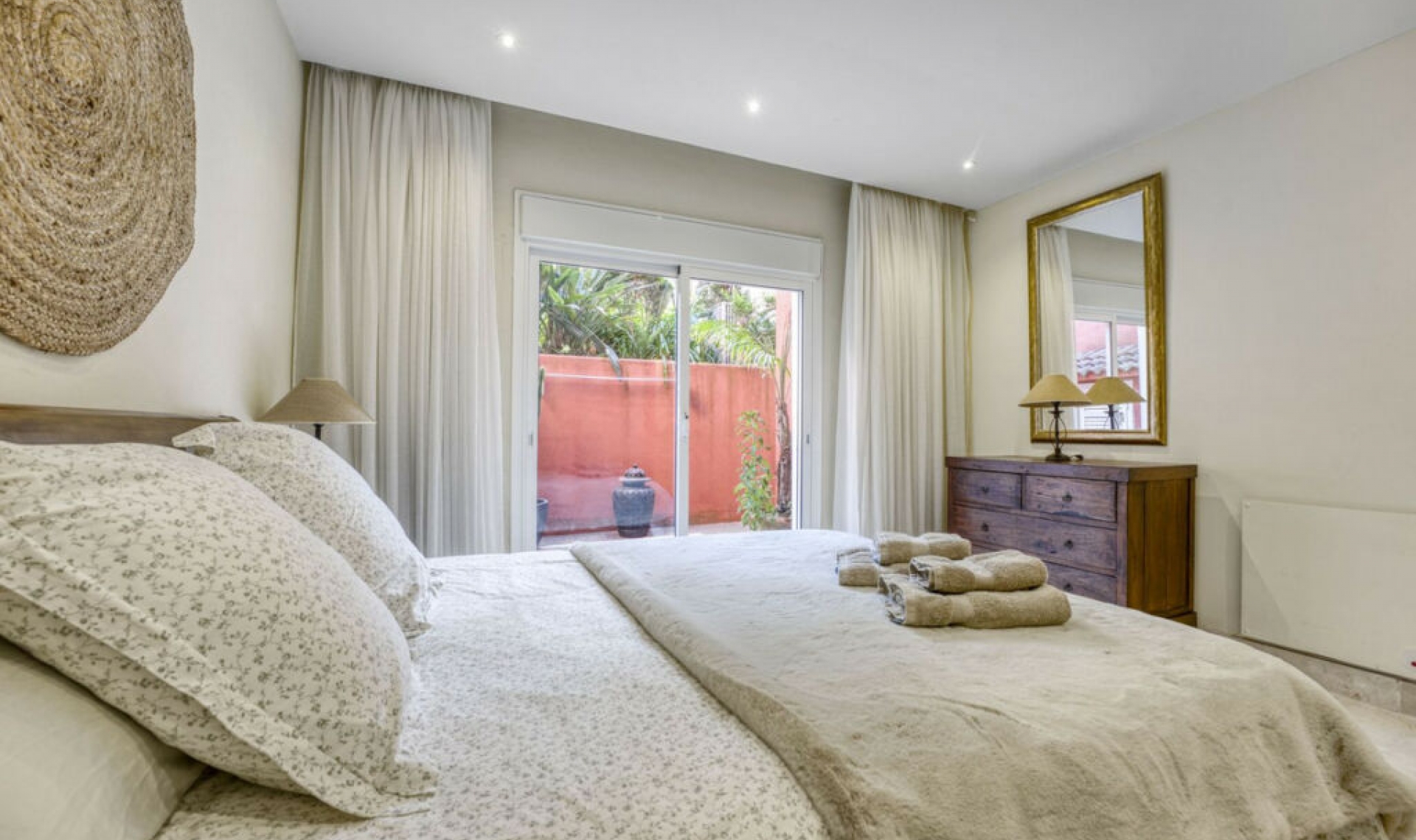 Resale - Apartment -
La Mairena