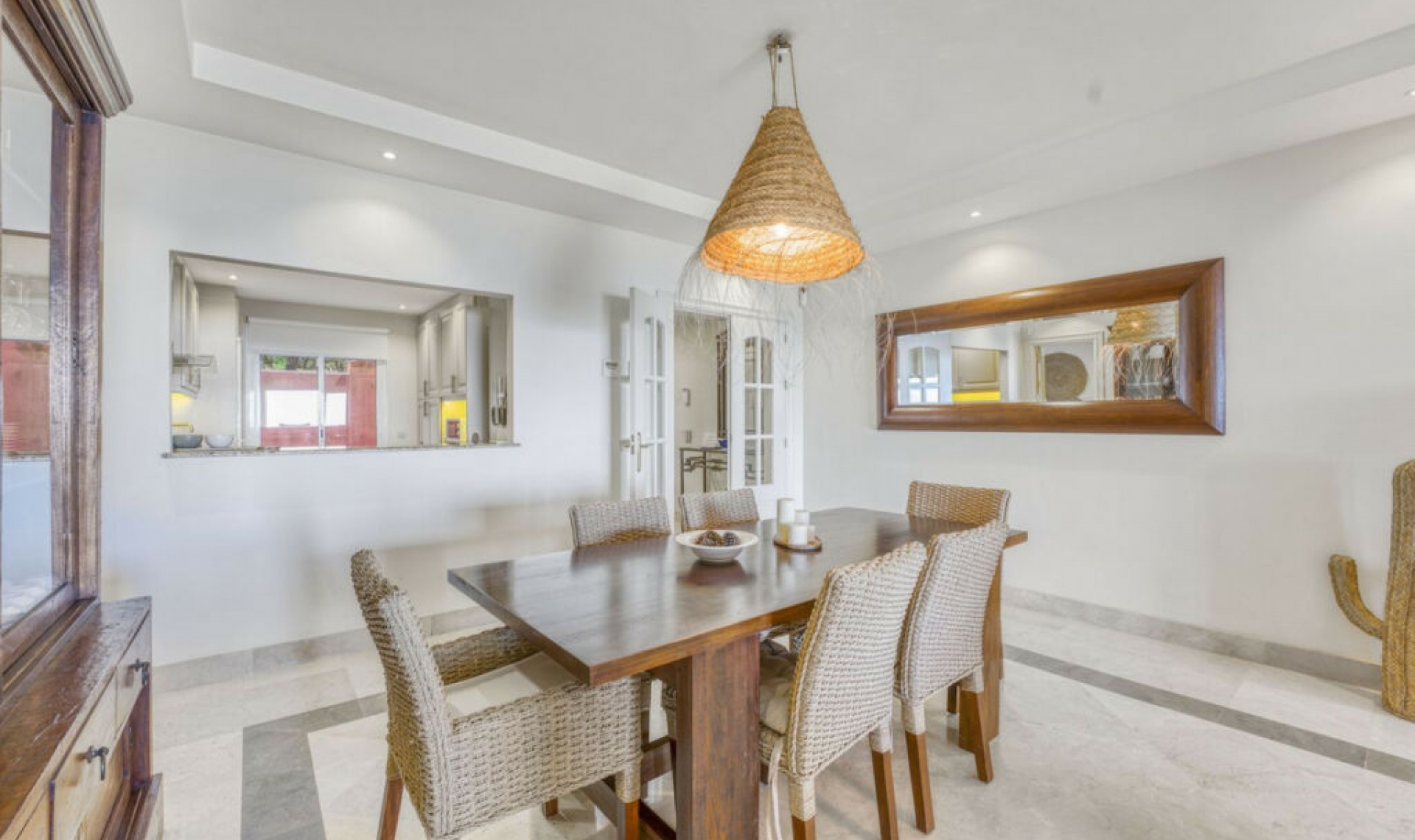 Resale - Apartment -
La Mairena