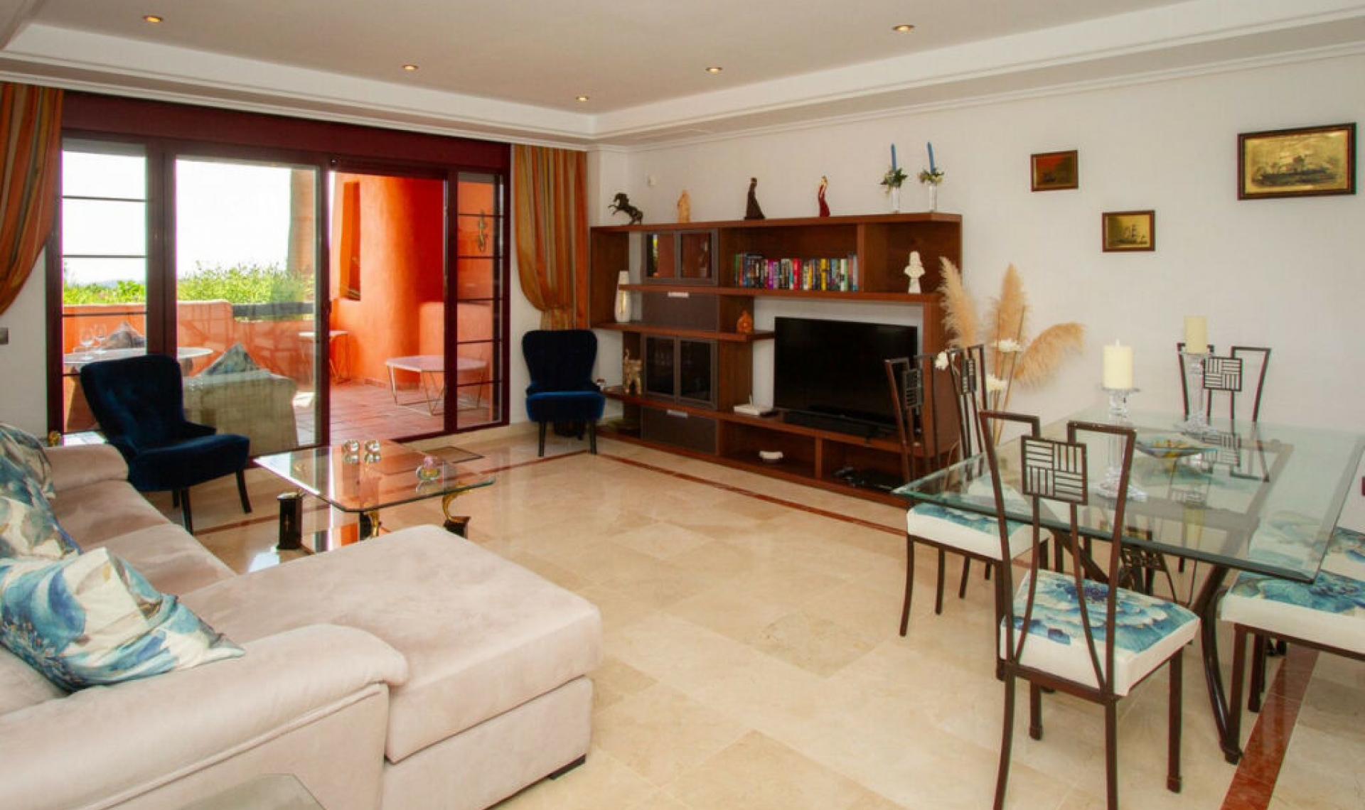 Resale - Apartment -
La Mairena