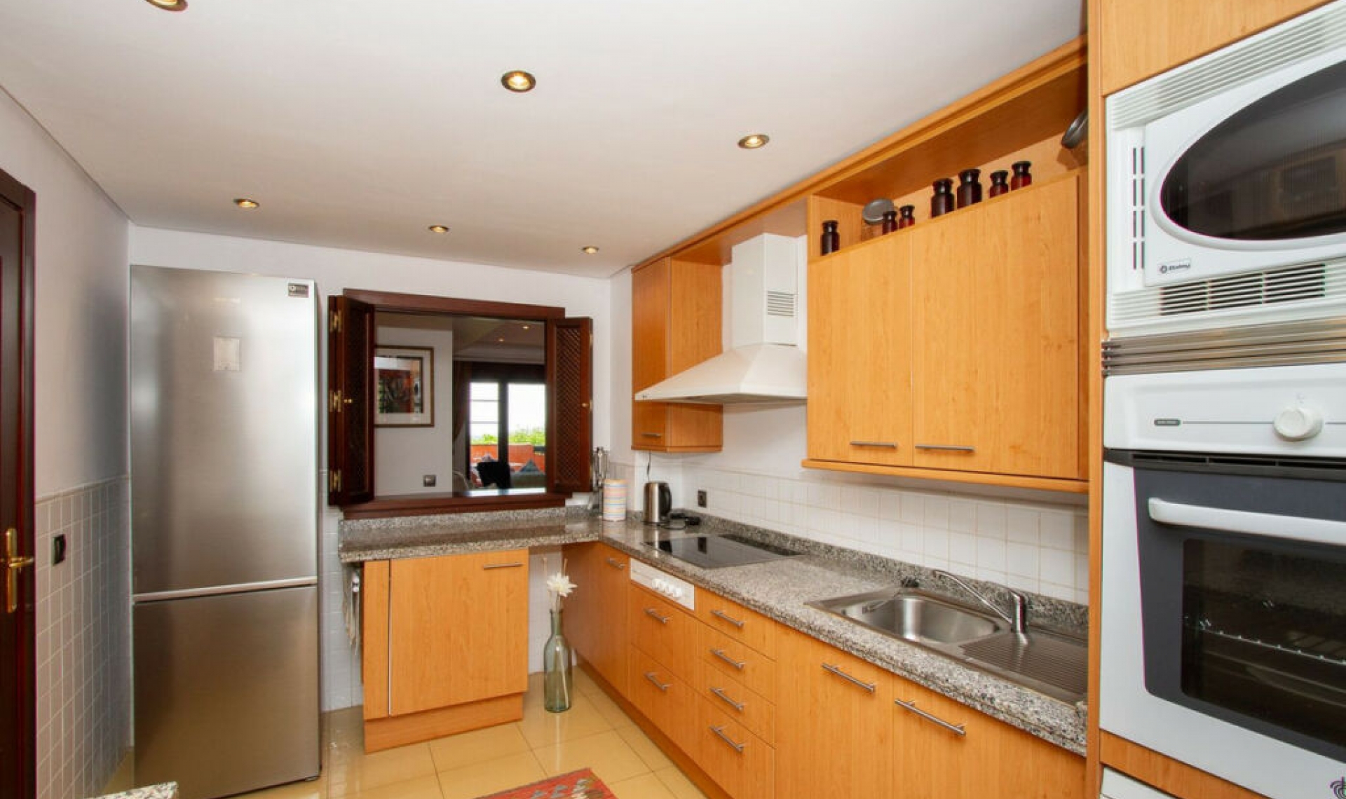 Resale - Apartment -
La Mairena