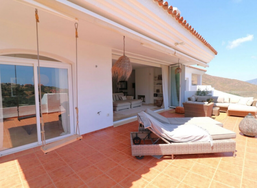 Resale - Apartment -
La Mairena