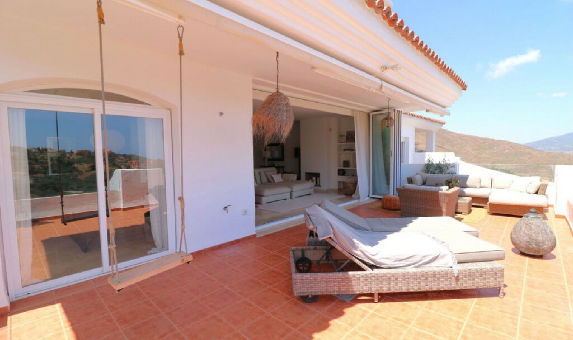 Resale - Apartment -
La Mairena