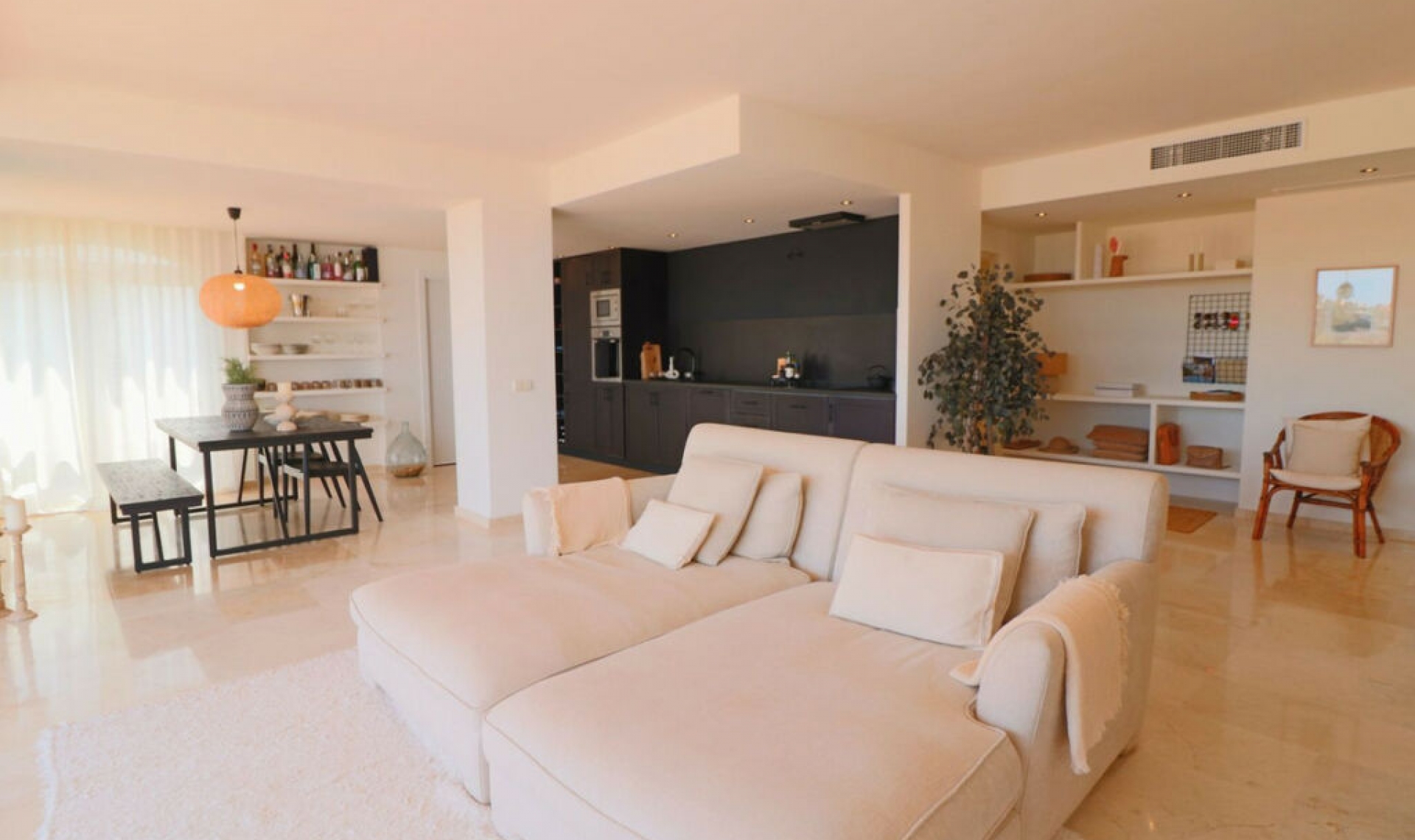 Resale - Apartment -
La Mairena