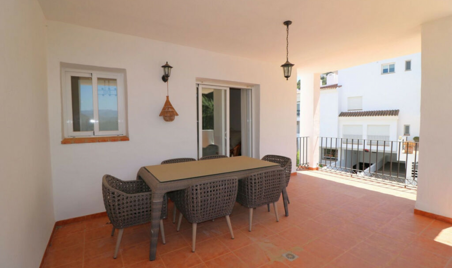 Resale - Apartment -
La Mairena