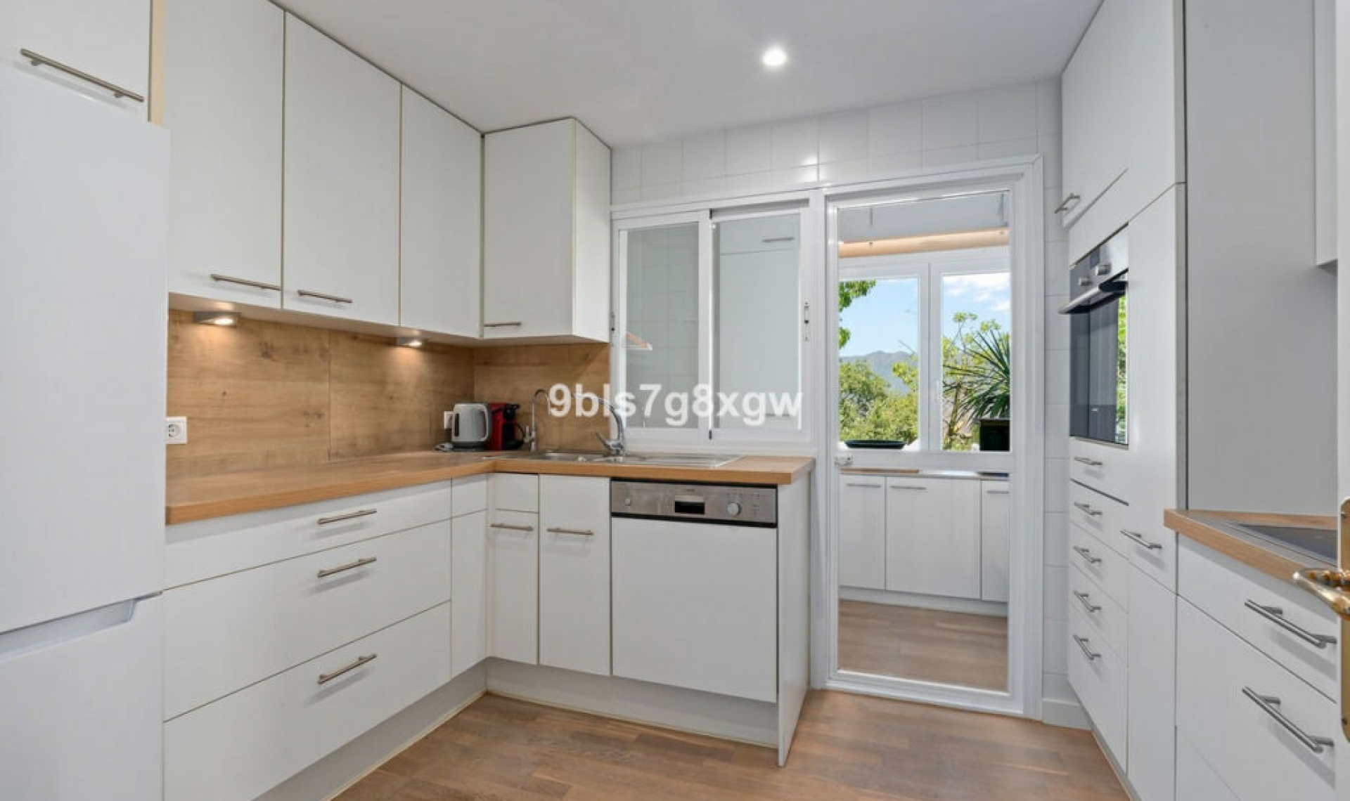 Resale - Apartment -
La Mairena