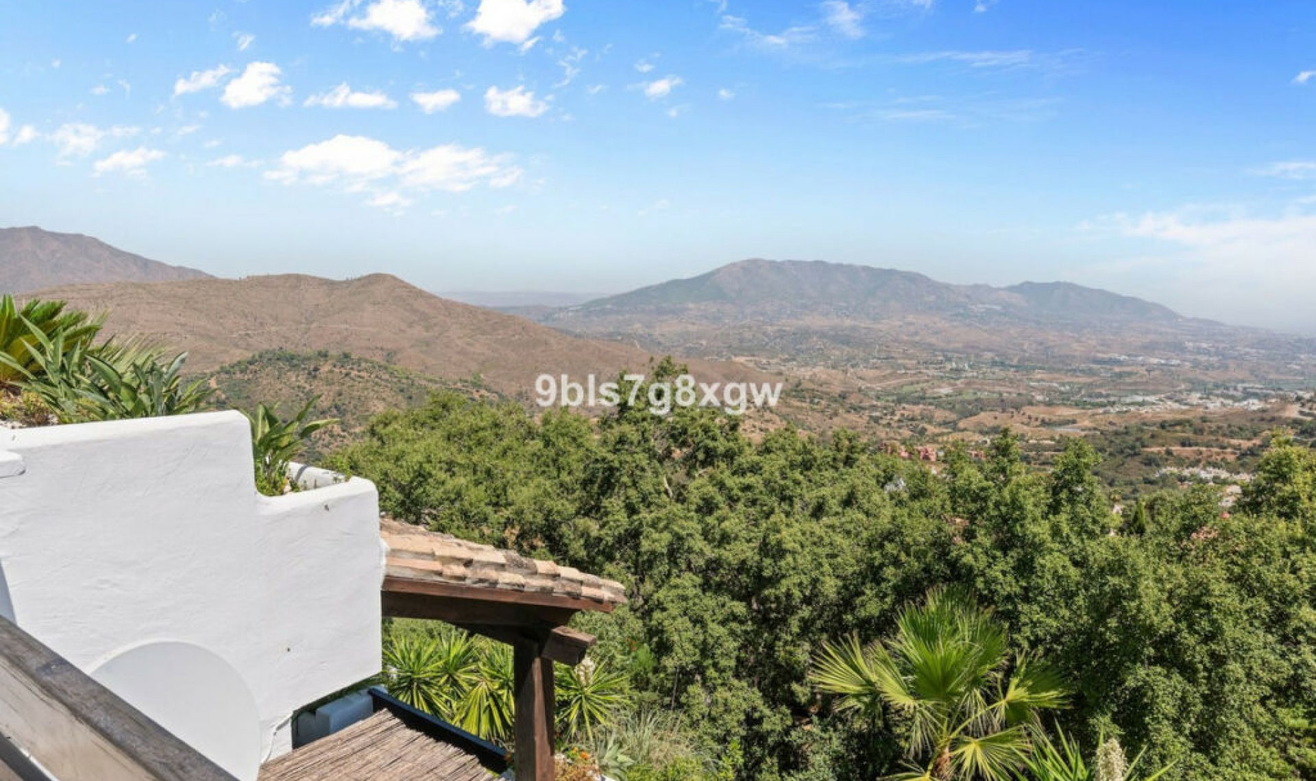 Resale - Apartment -
La Mairena