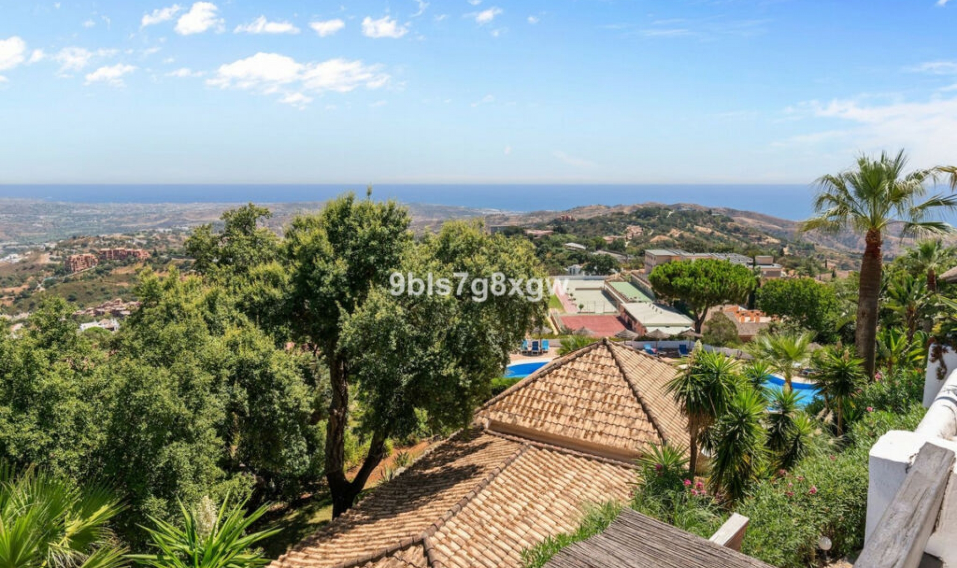 Resale - Apartment -
La Mairena