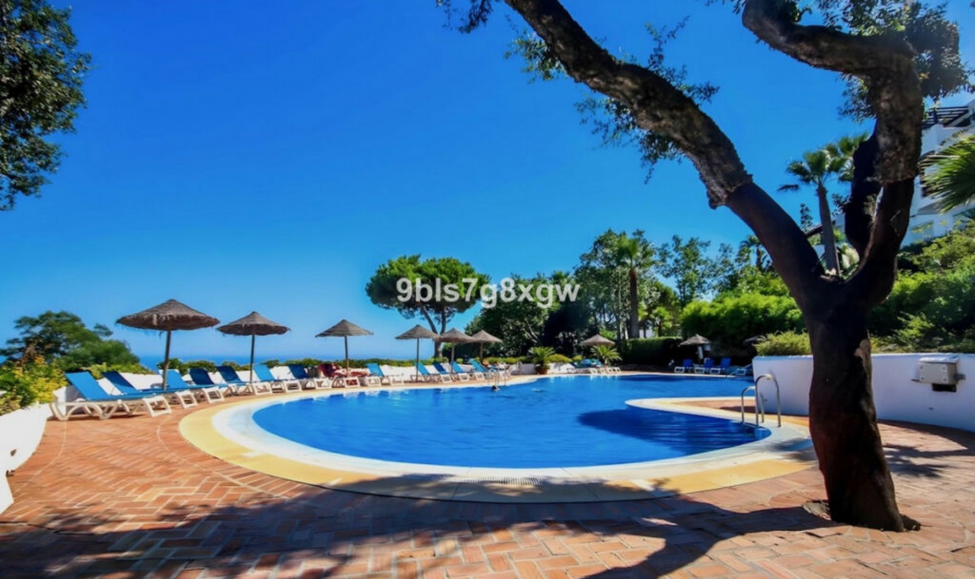 Resale - Apartment -
La Mairena
