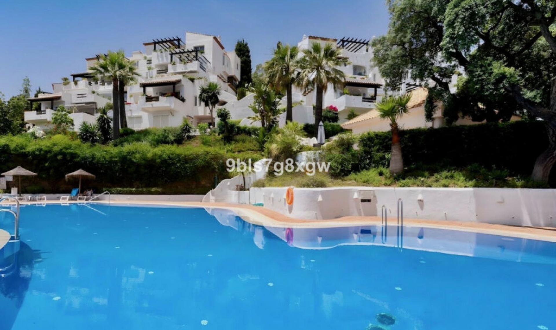 Resale - Apartment -
La Mairena