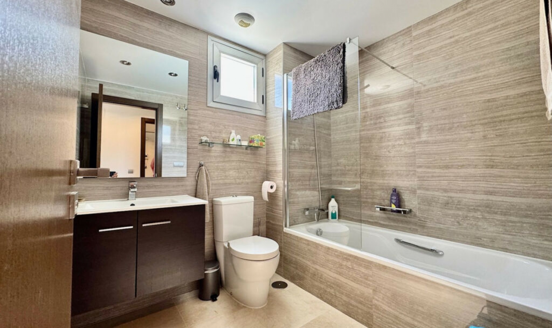 Resale - Apartment -
La Mairena