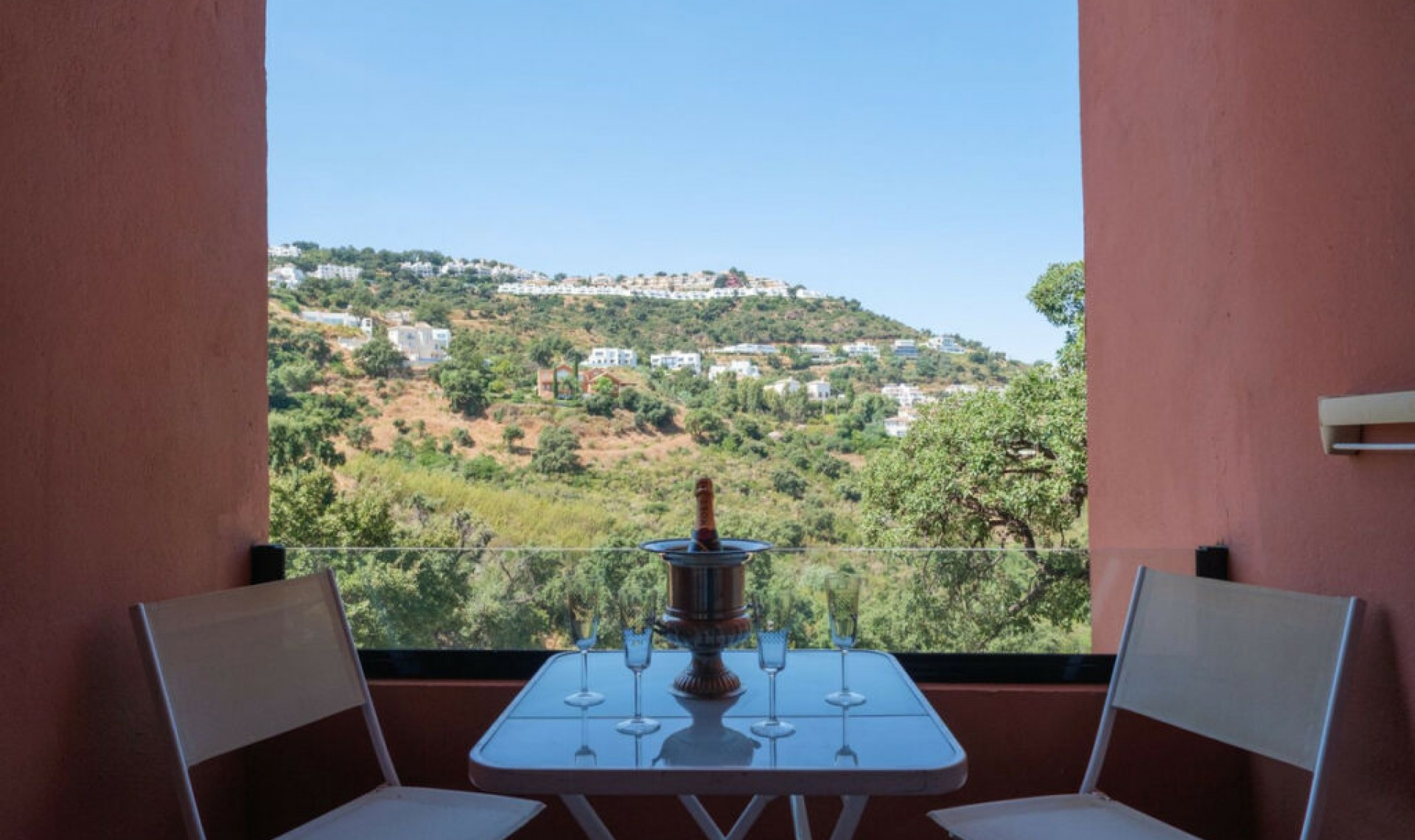 Resale - Apartment -
La Mairena