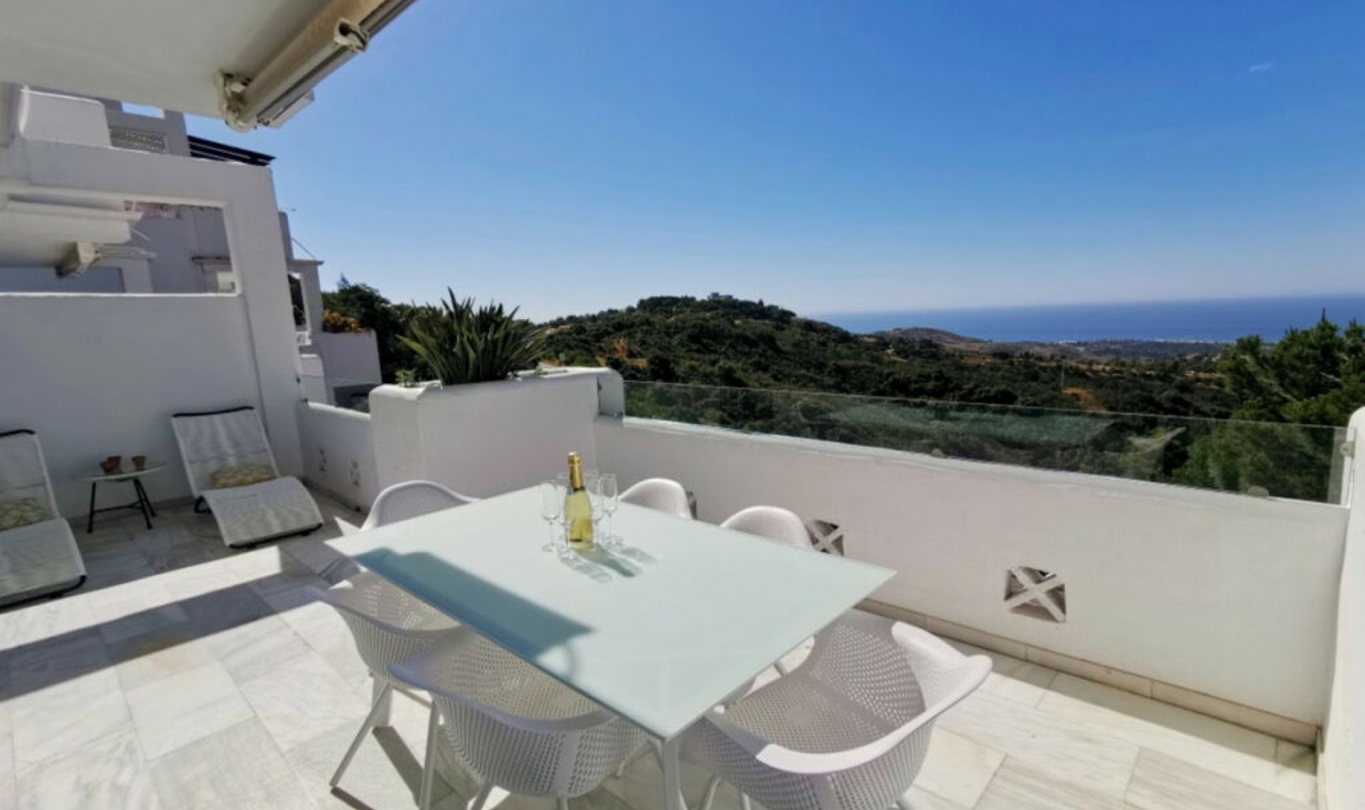Resale - Apartment -
La Mairena