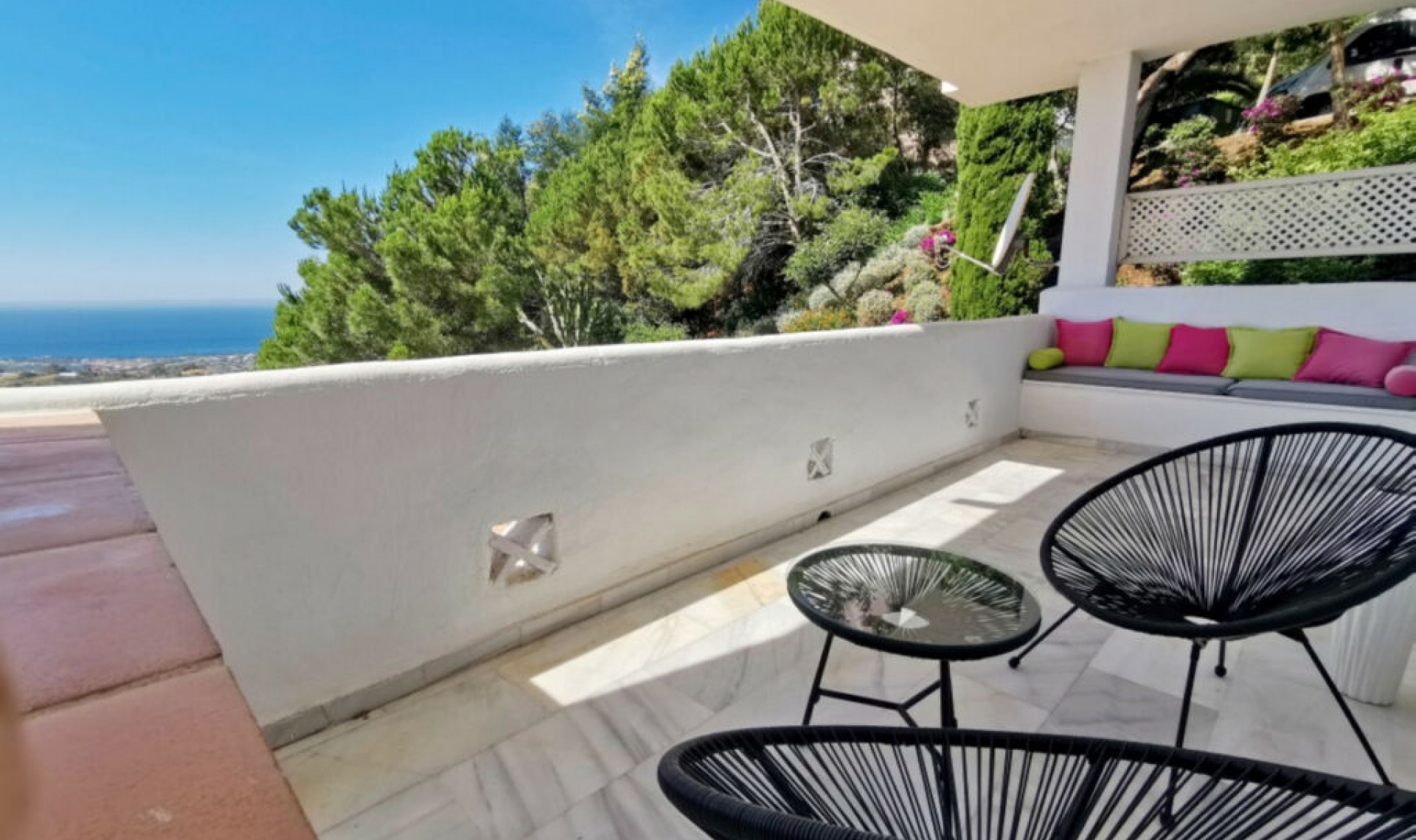 Resale - Apartment -
La Mairena