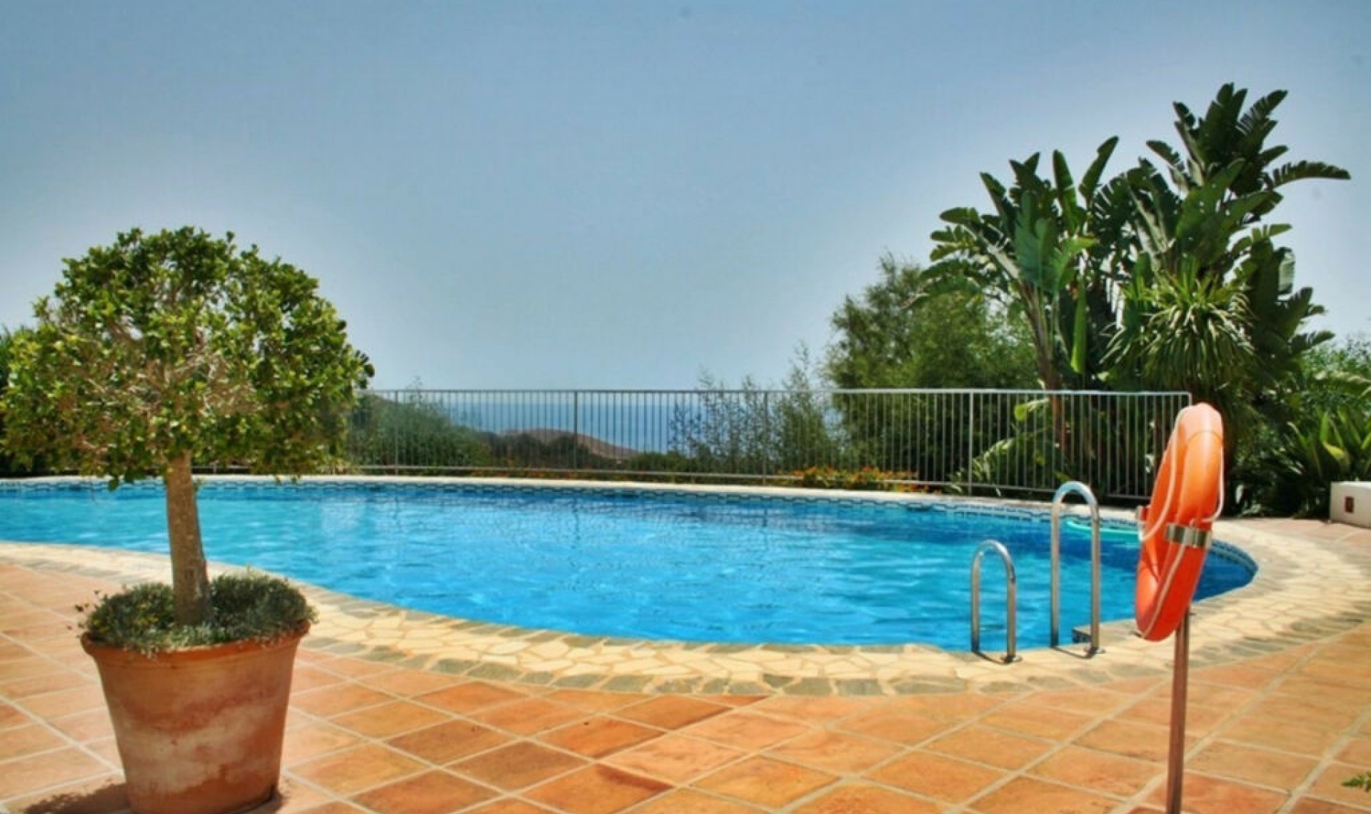Resale - Apartment -
La Mairena
