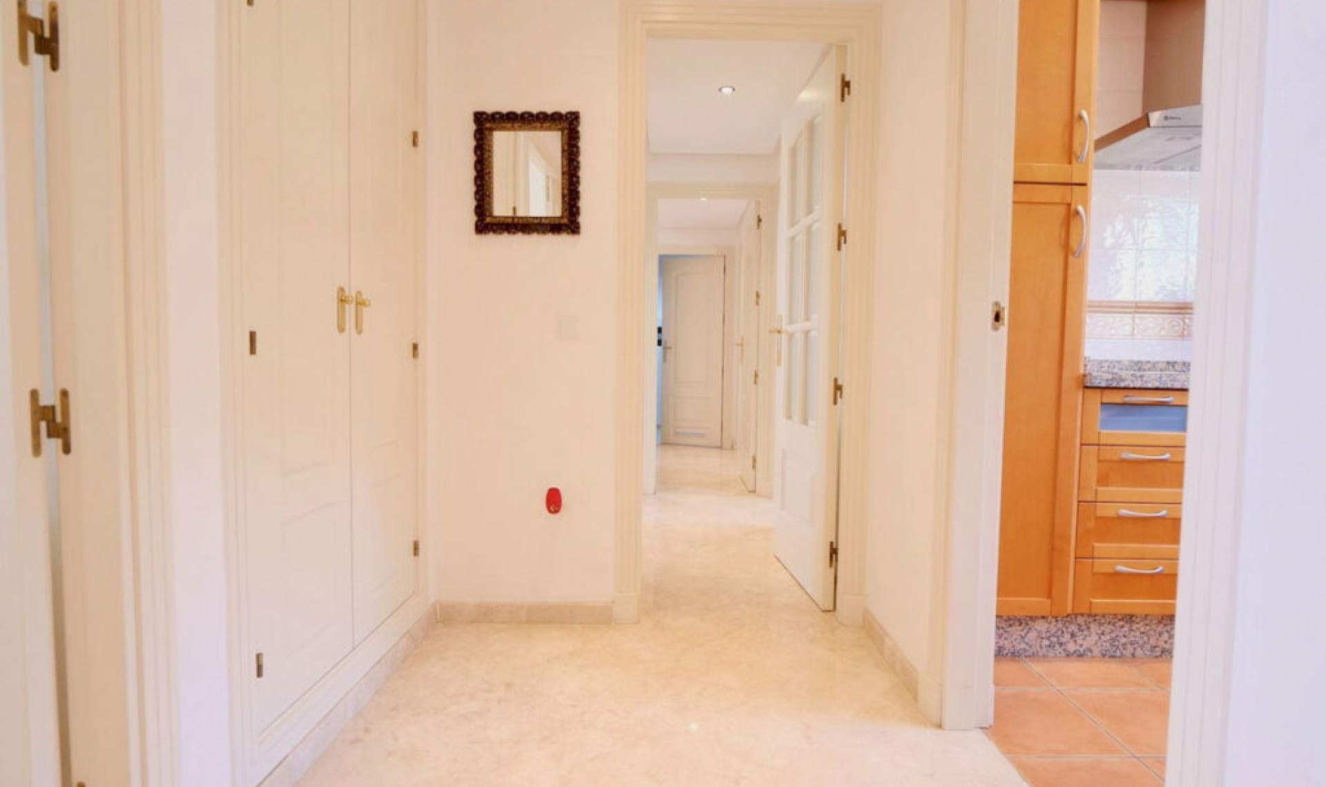Resale - Apartment -
La Mairena