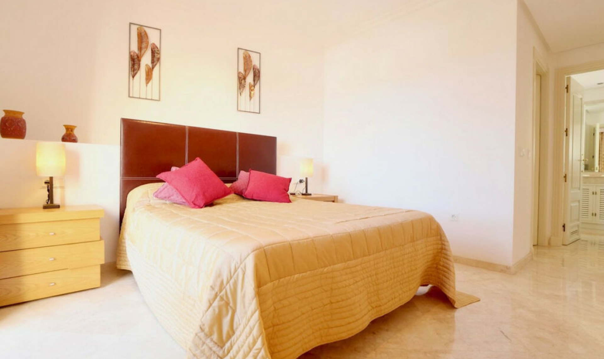 Resale - Apartment -
La Mairena