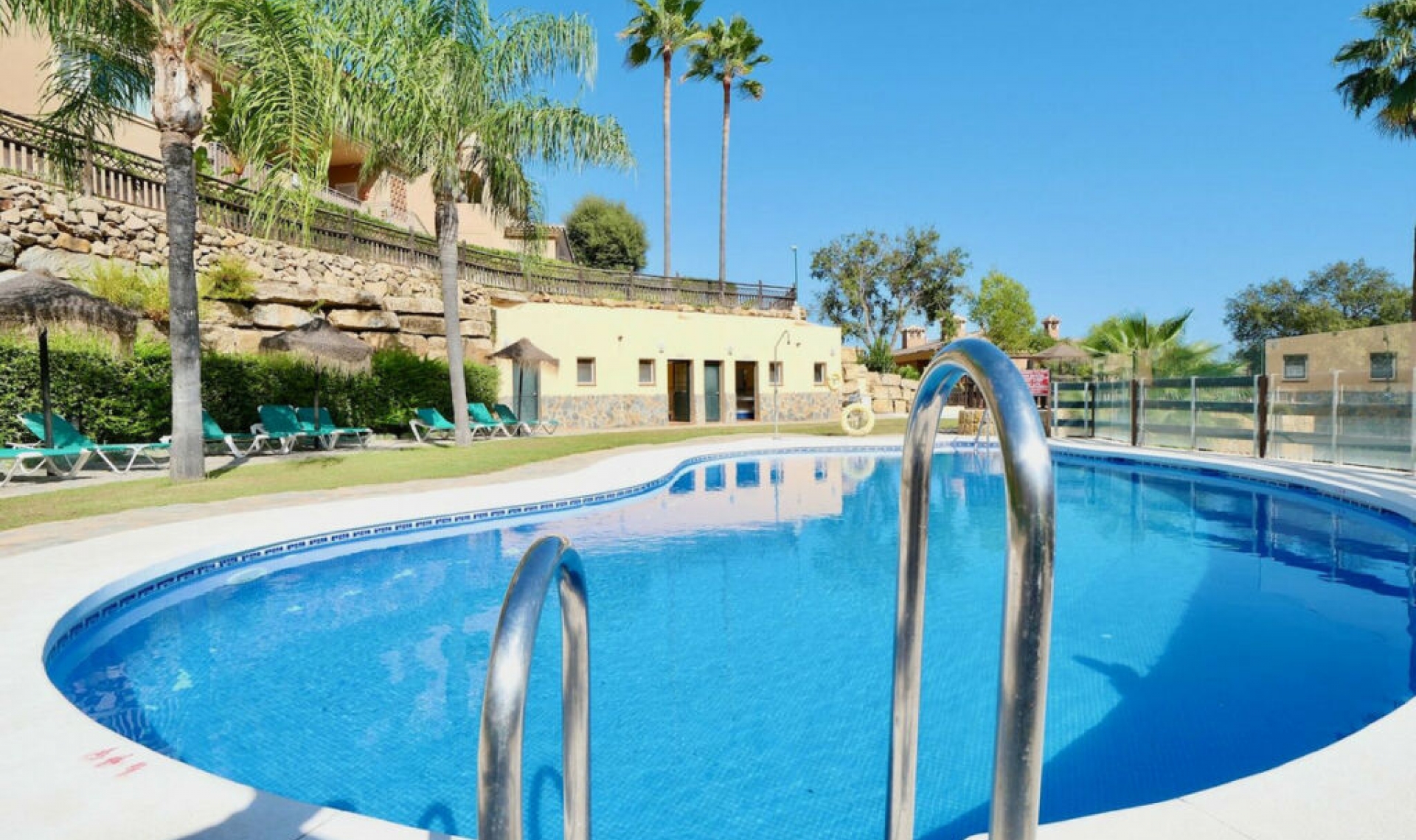 Resale - Apartment -
La Mairena