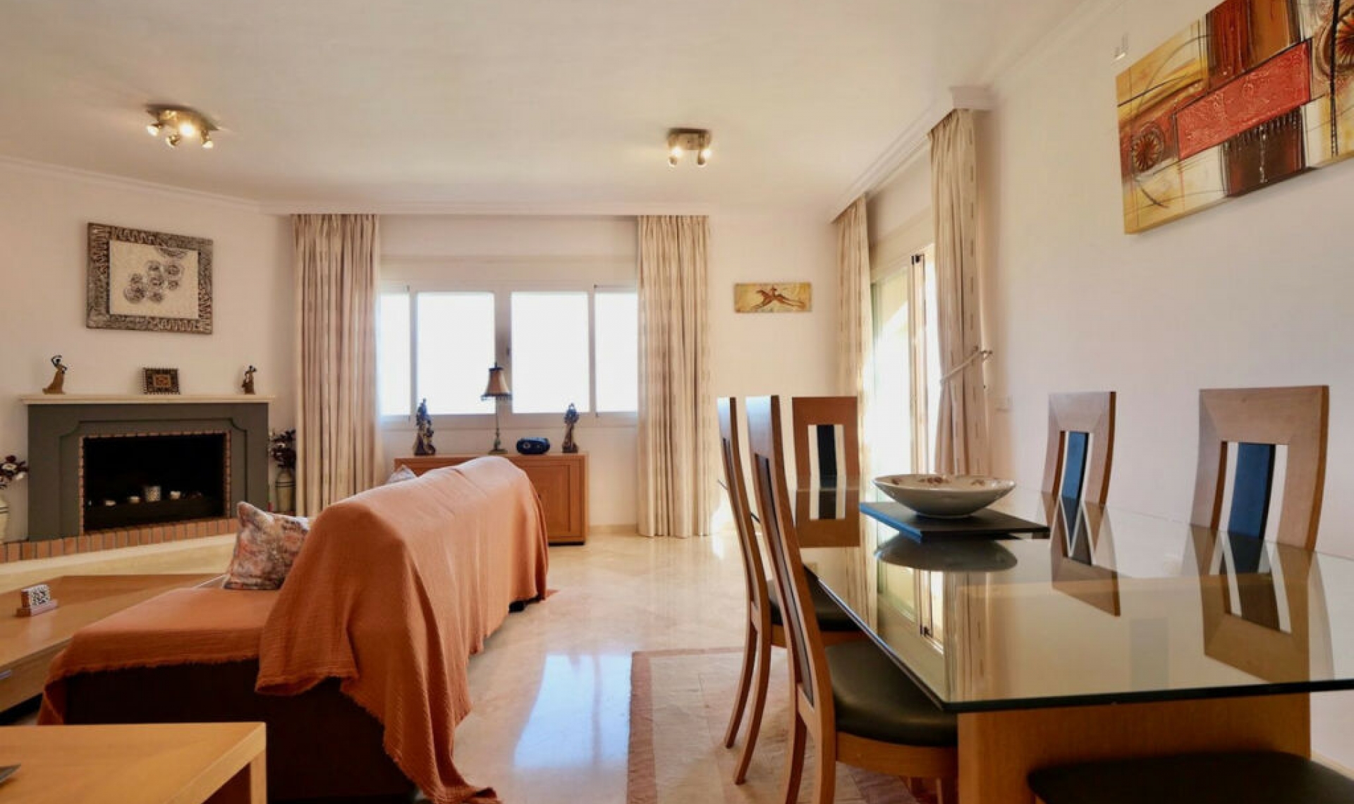 Resale - Apartment -
La Mairena