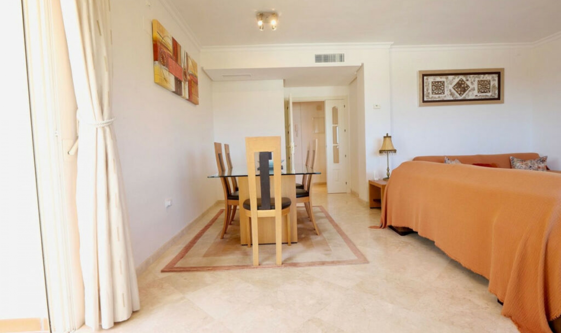 Resale - Apartment -
La Mairena