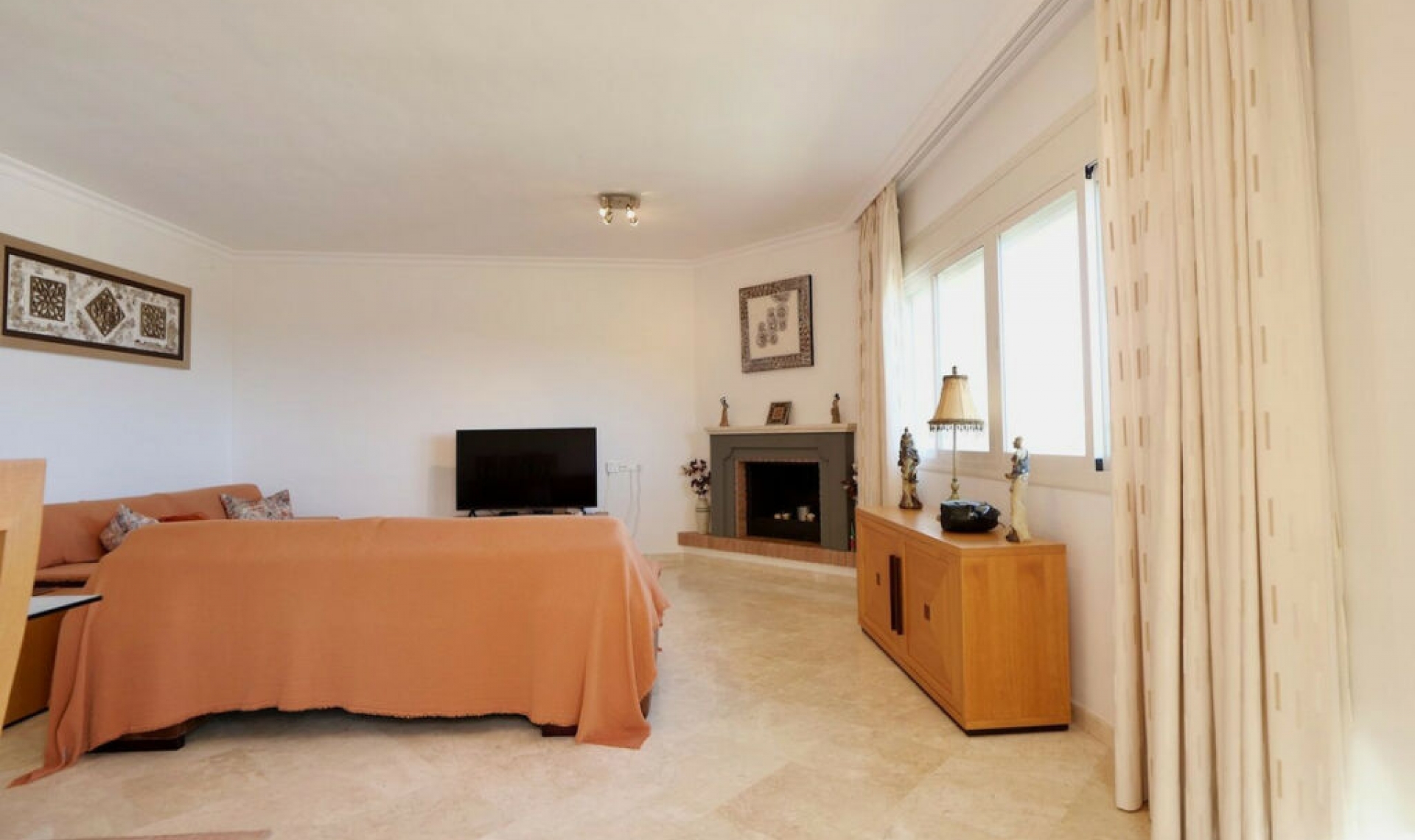Resale - Apartment -
La Mairena