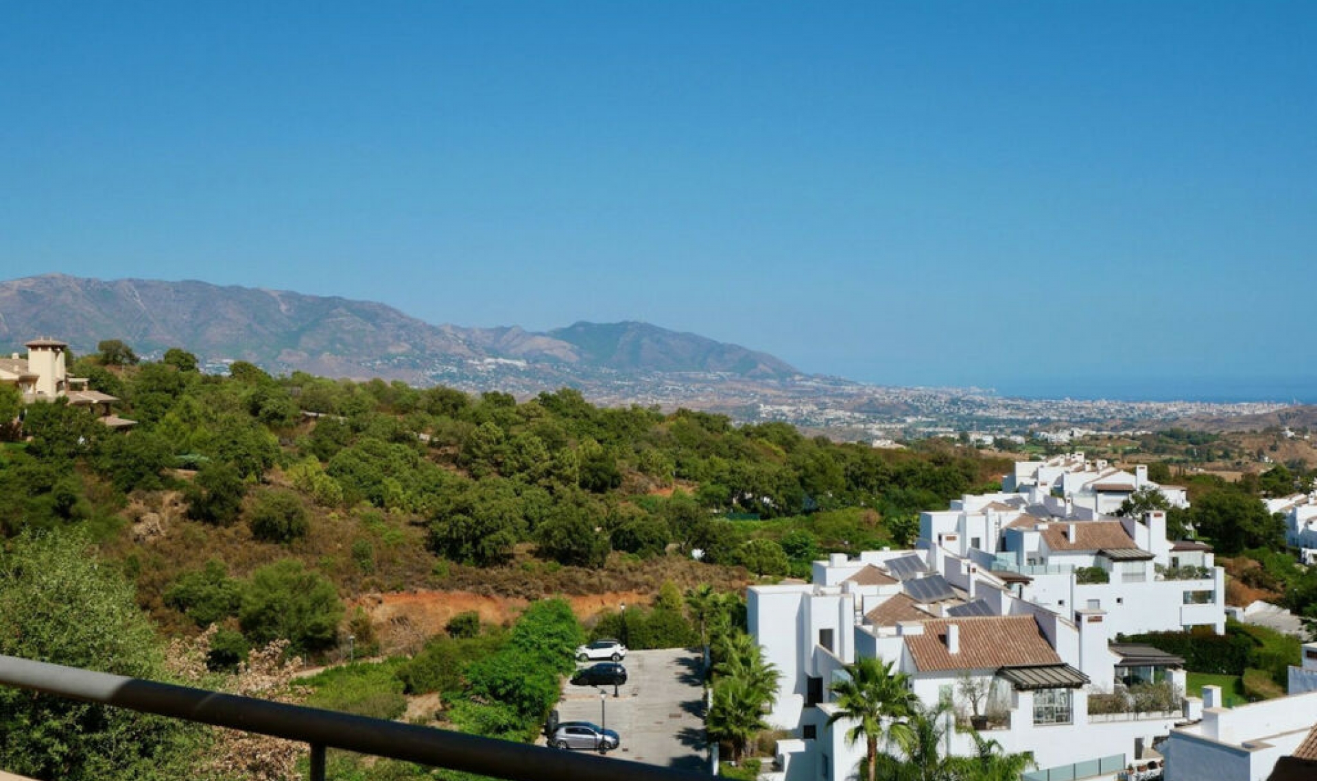 Resale - Apartment -
La Mairena