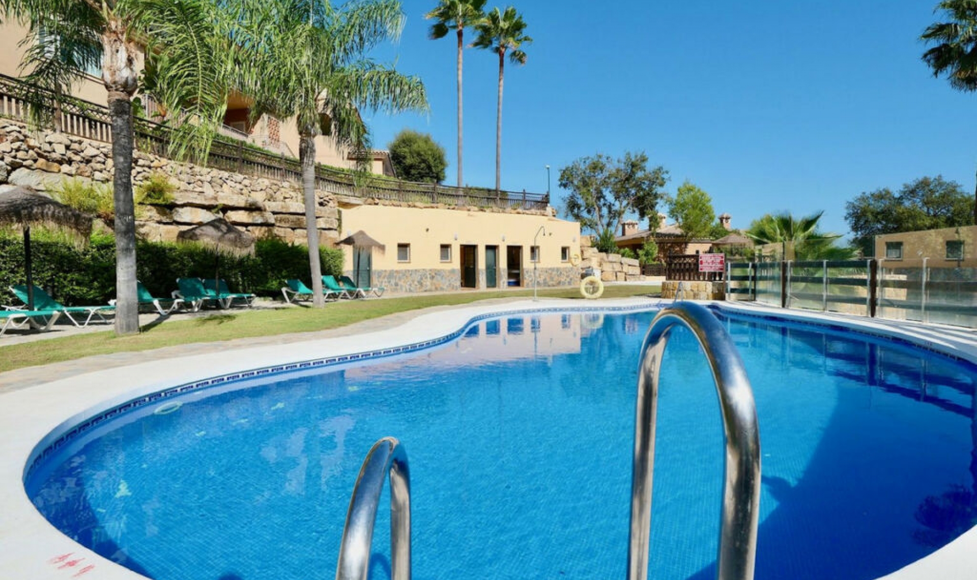 Resale - Apartment -
La Mairena