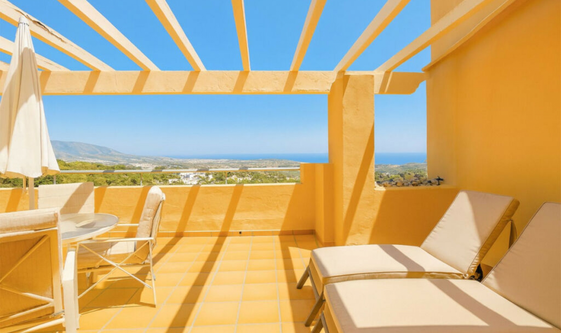 Resale - Apartment -
La Mairena