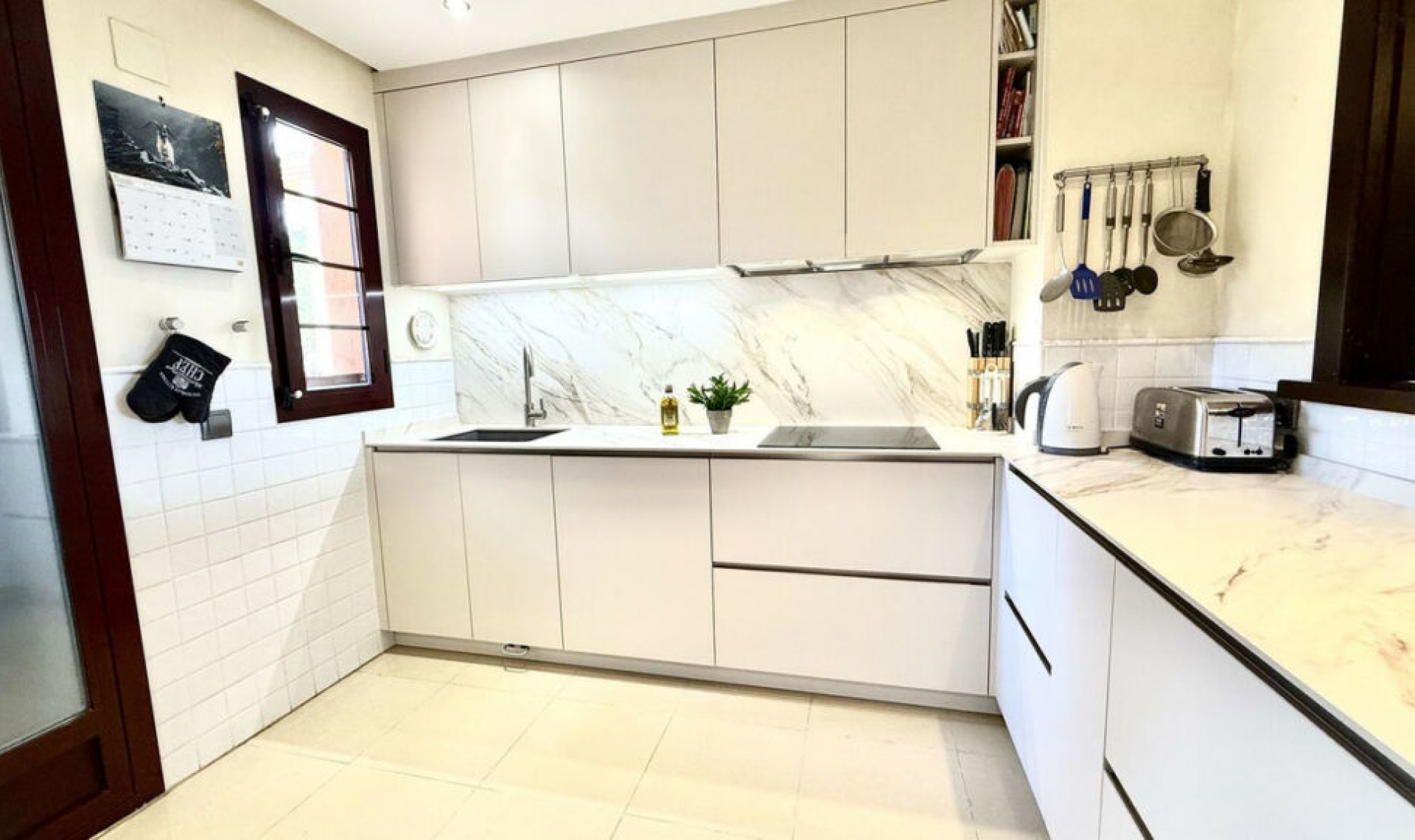 Resale - Apartment -
La Mairena