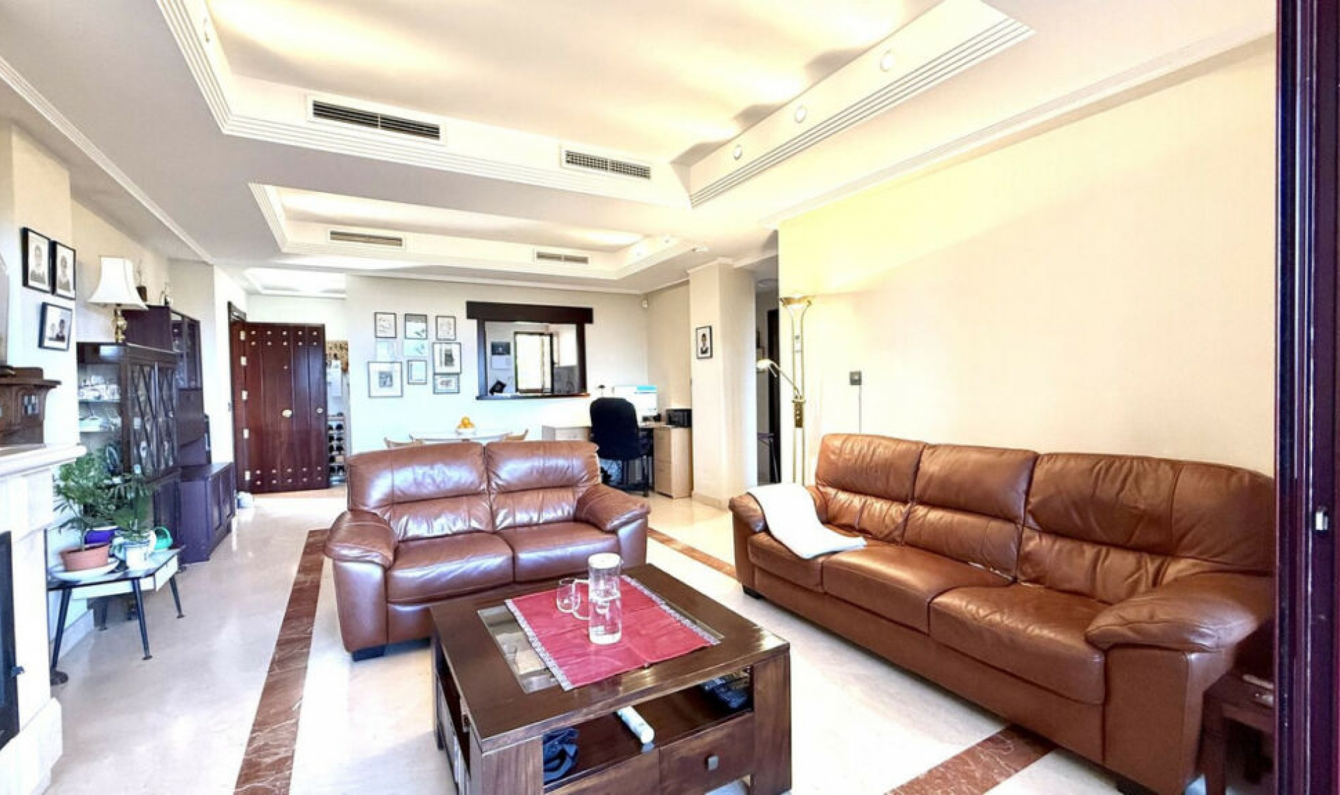 Resale - Apartment -
La Mairena