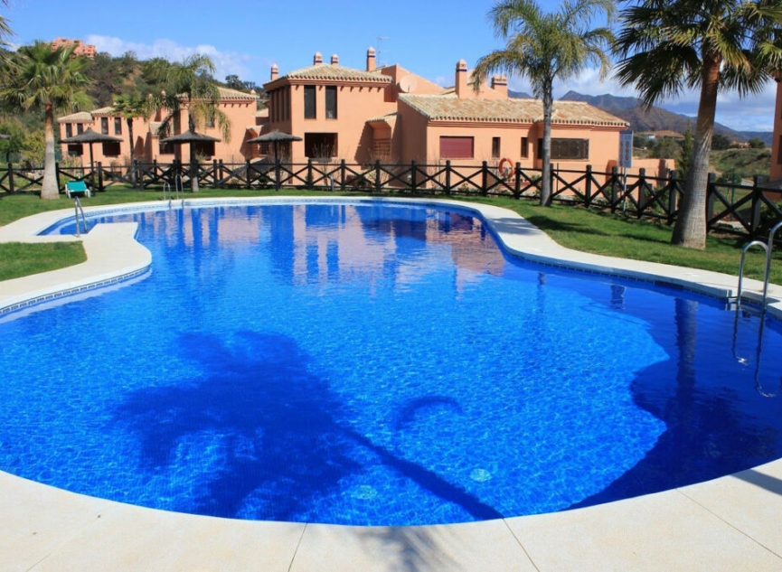 Resale - Apartment -
La Mairena