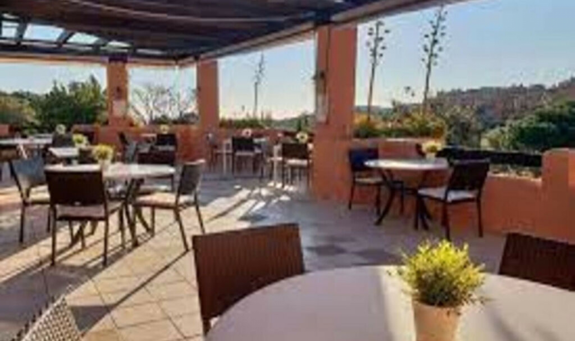 Resale - Apartment -
La Mairena