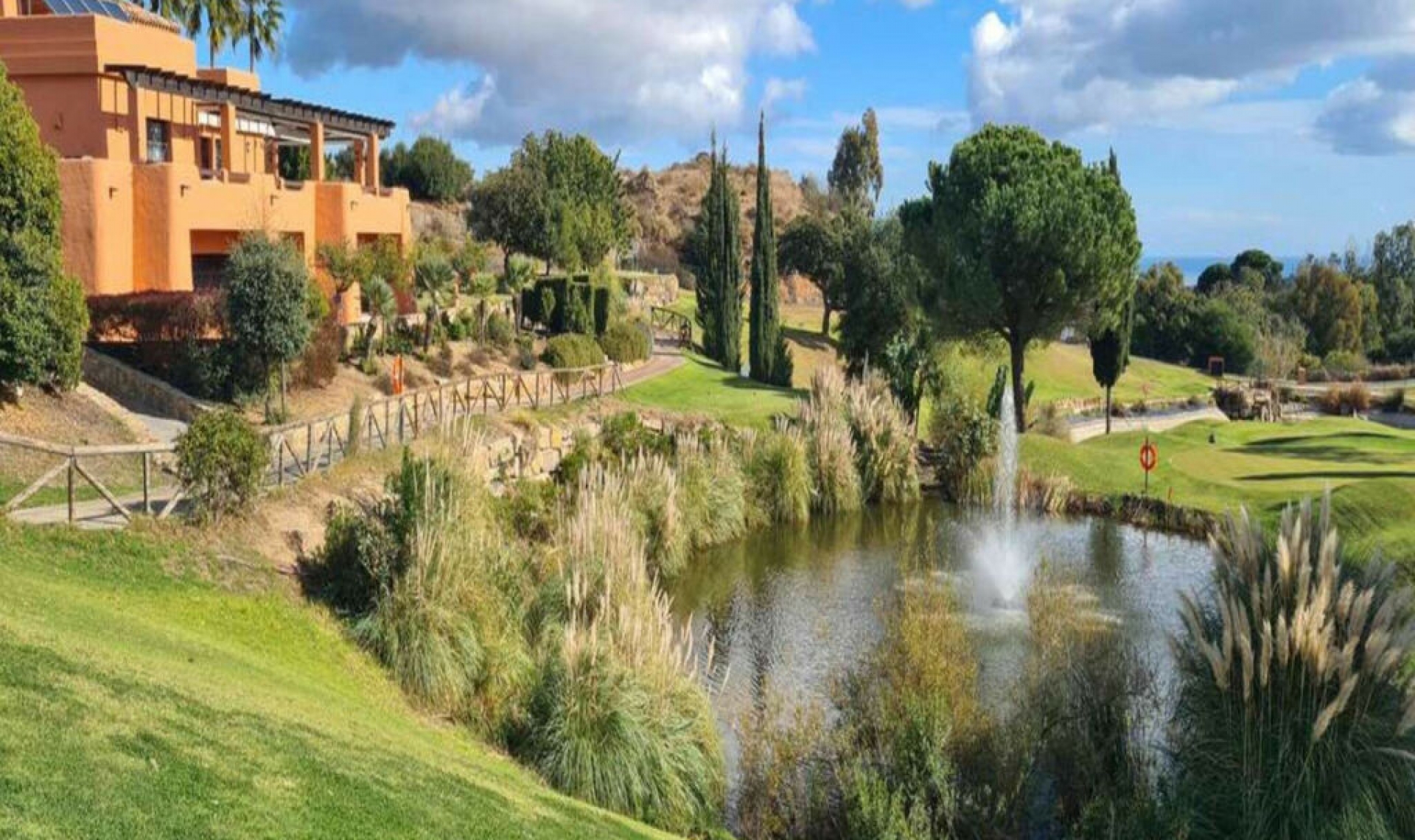 Resale - Apartment -
La Mairena