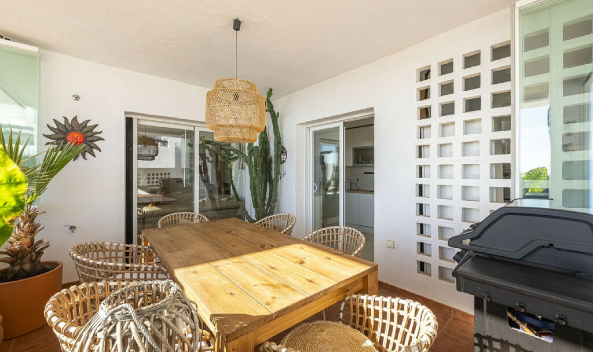 Resale - Apartment -
La Mairena