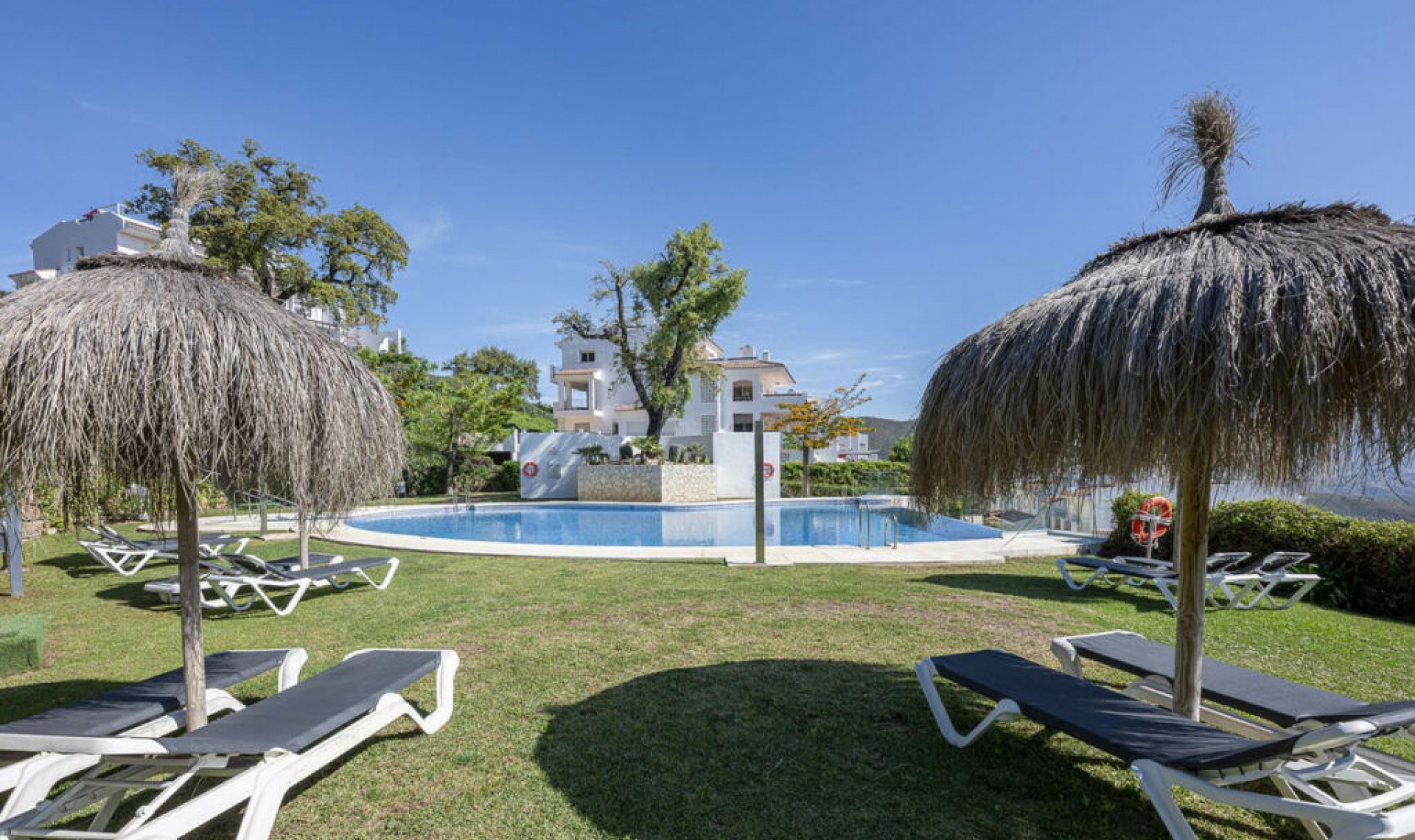 Resale - Apartment -
La Mairena