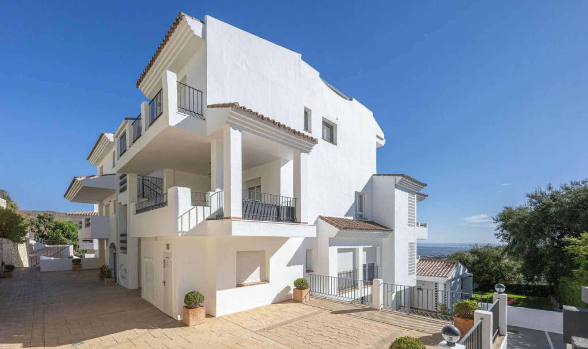 Resale - Apartment -
La Mairena