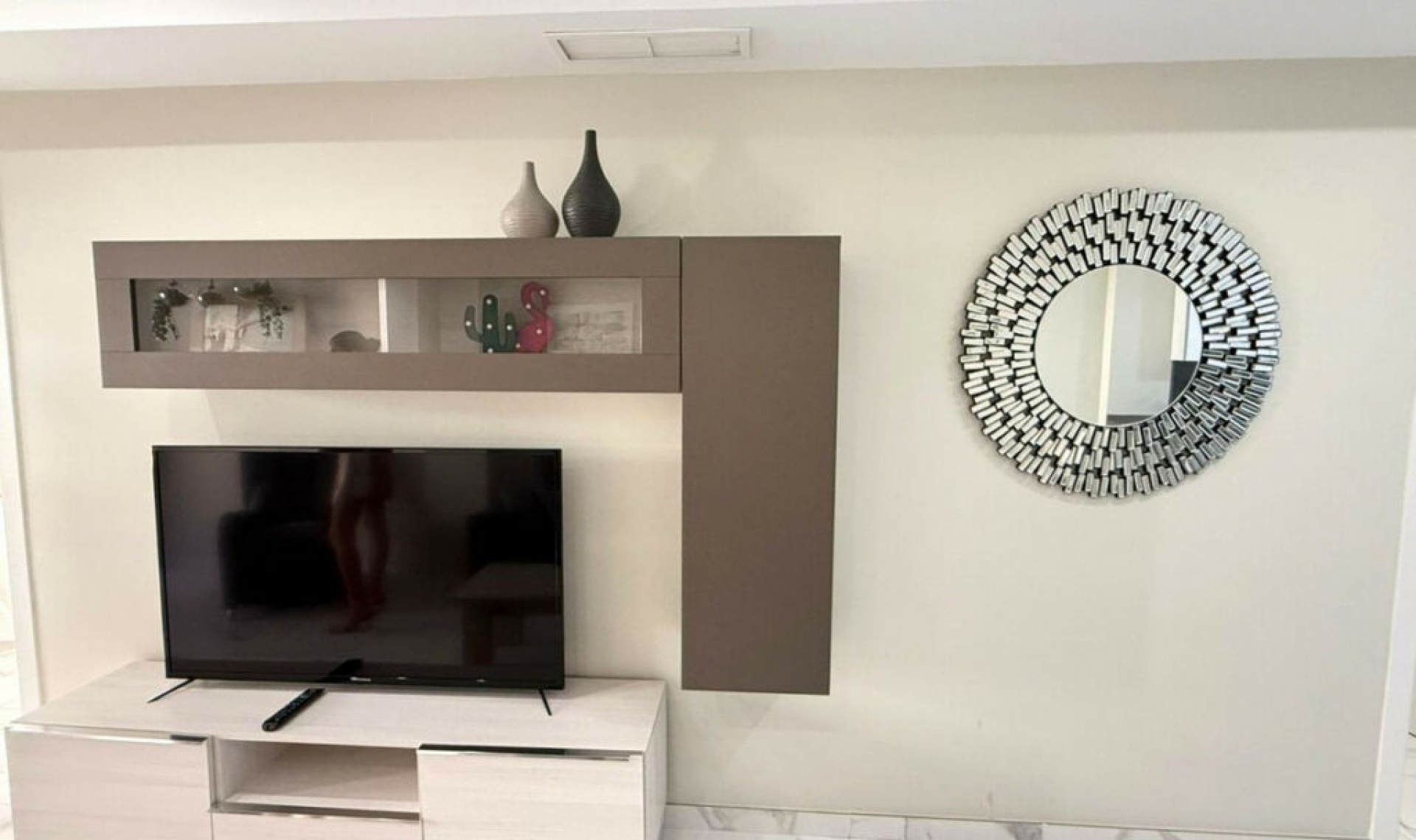 Resale - Apartment -
La Mata