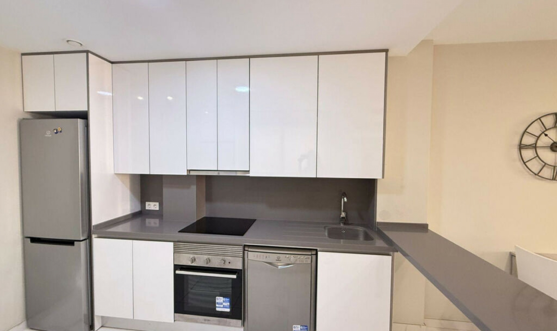 Resale - Apartment -
La Mata