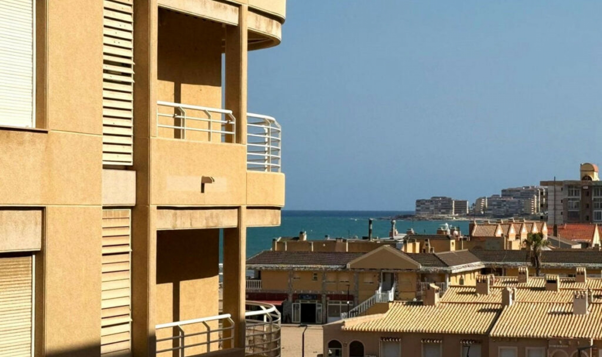 Resale - Apartment -
La Mata