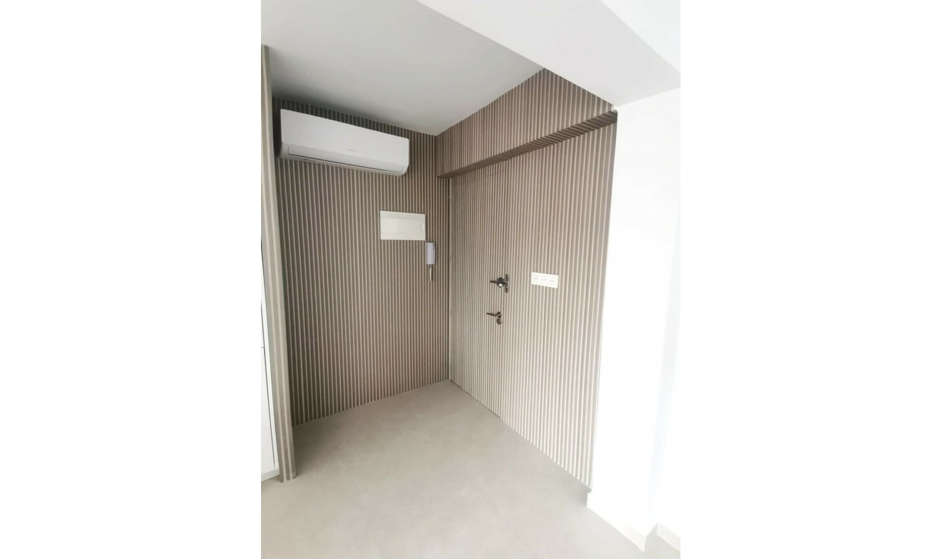 Resale - Apartment -
La Mata