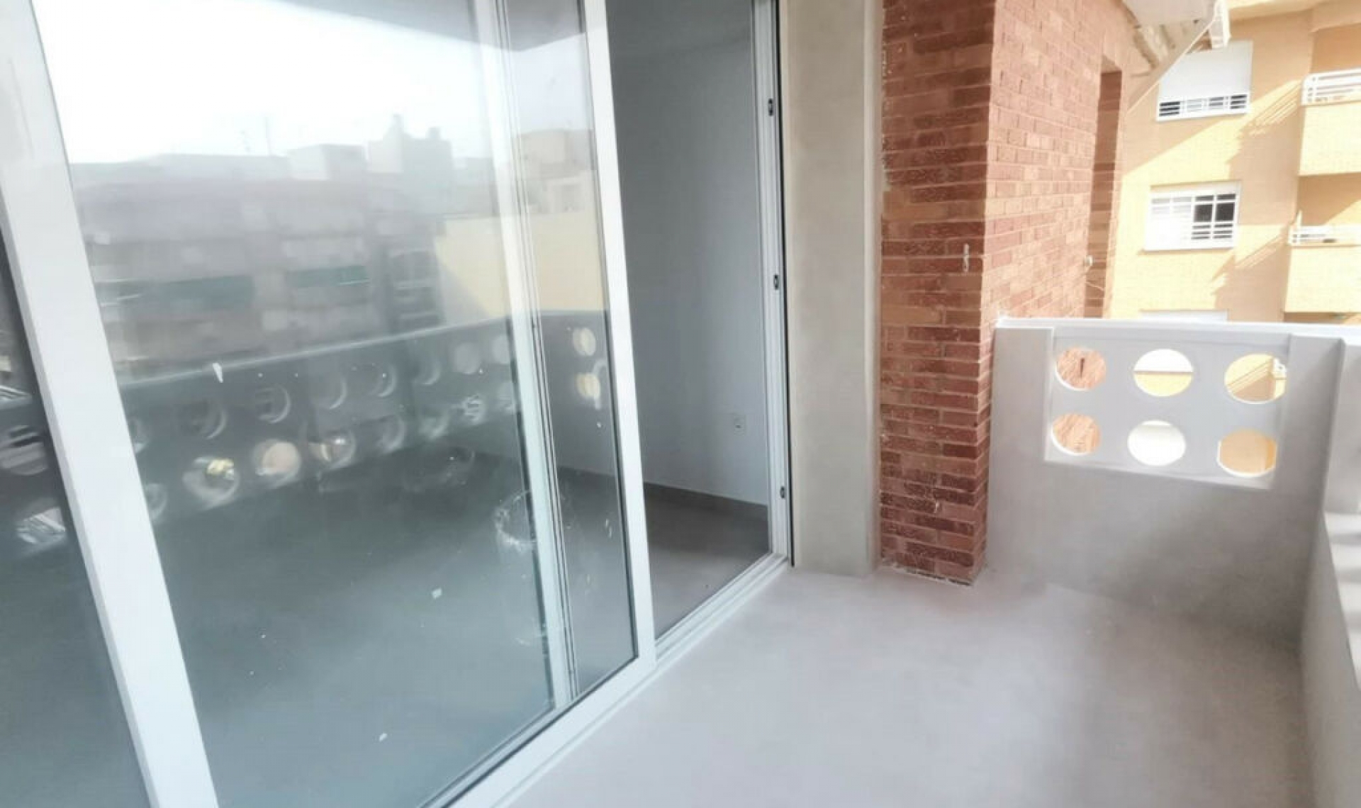 Resale - Apartment -
La Mata