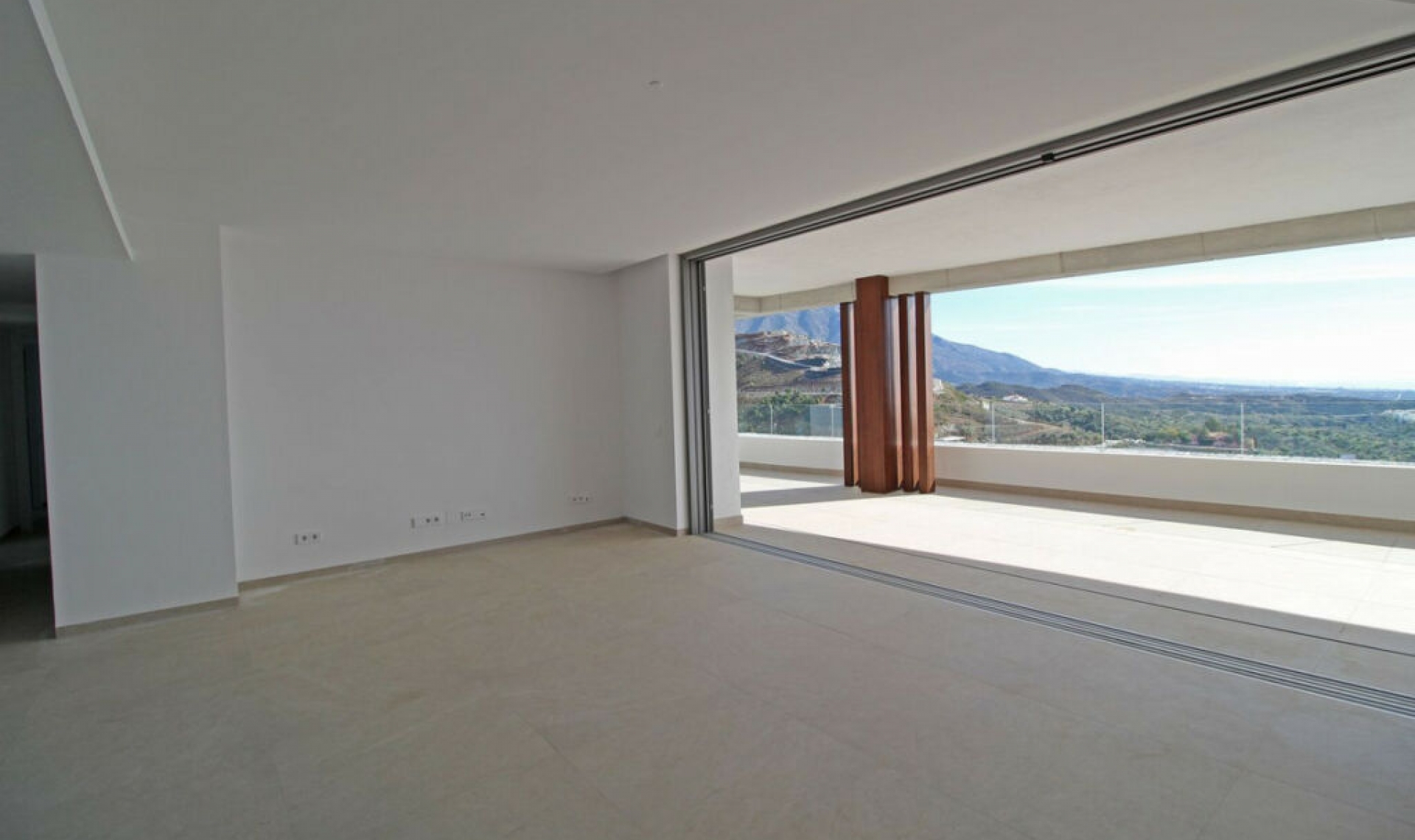 Resale - Apartment -
La Quinta