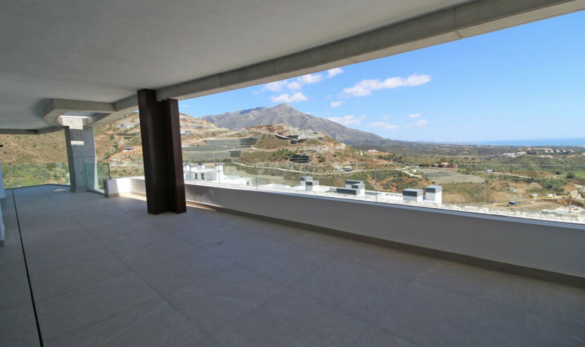 Resale - Apartment -
La Quinta